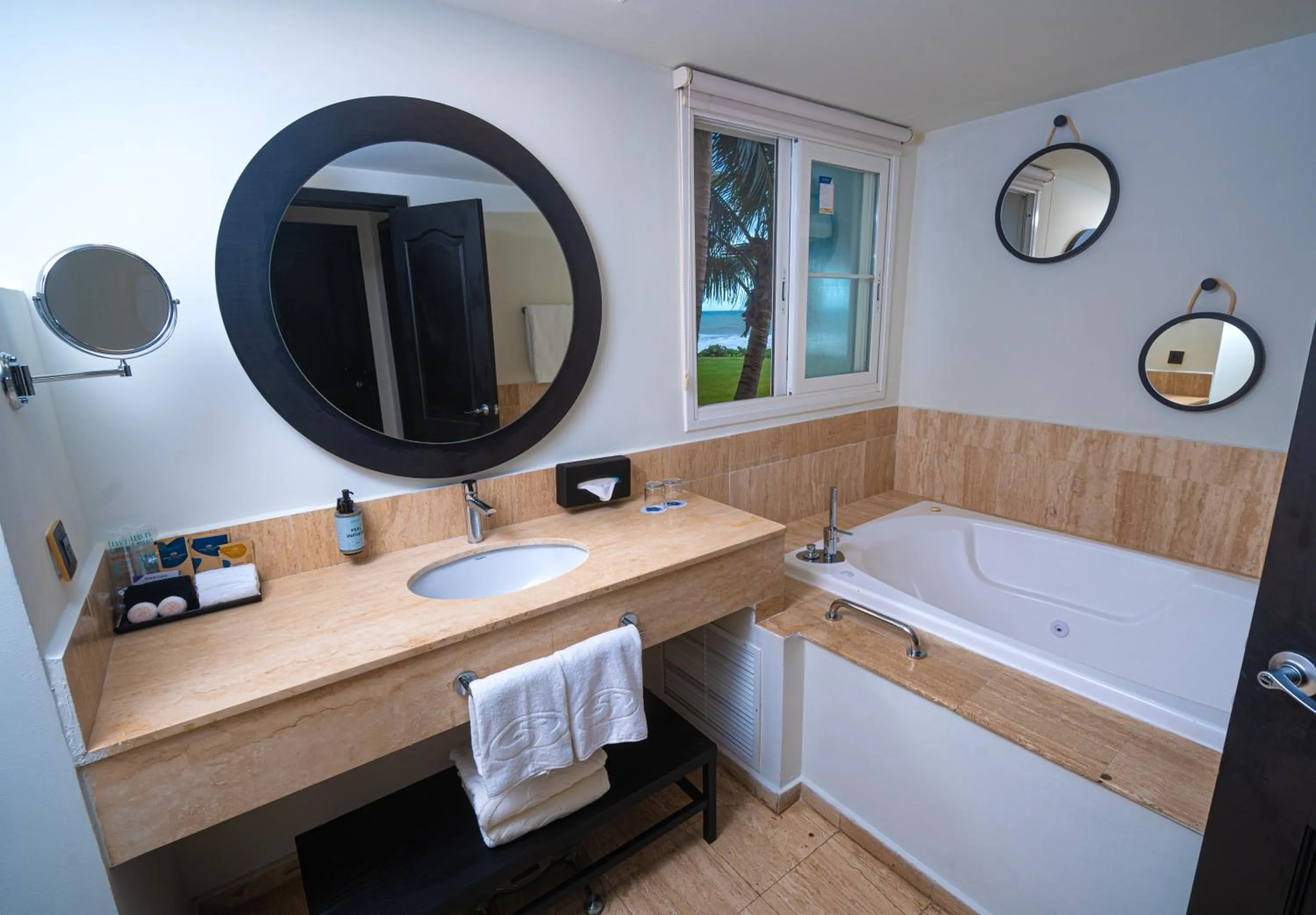 Bathroom in Grand Palladium Jamaica Resort & Spa All Inclusive