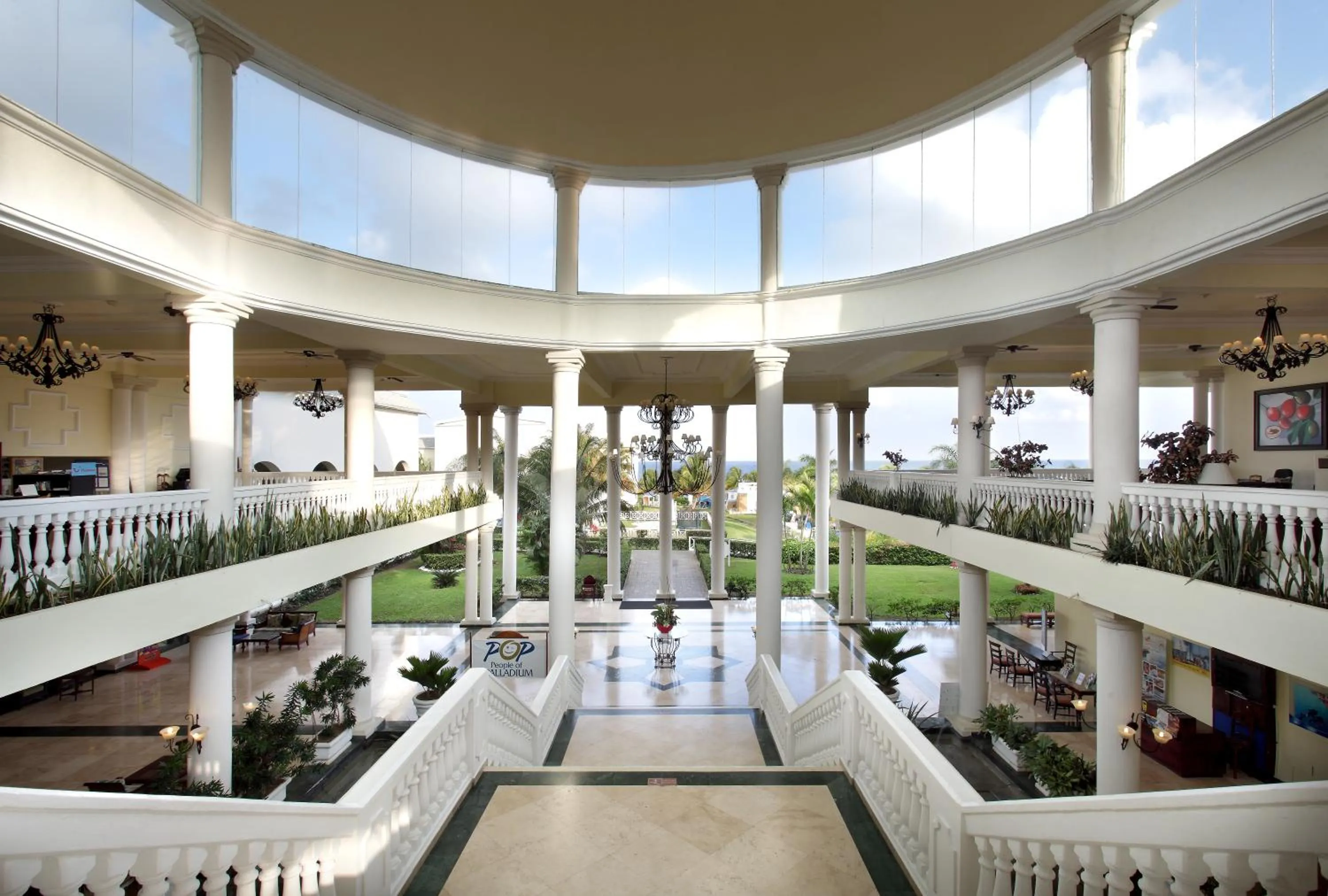 Lobby or reception in Grand Palladium Lady Hamilton Resort & Spa - All Inclusive