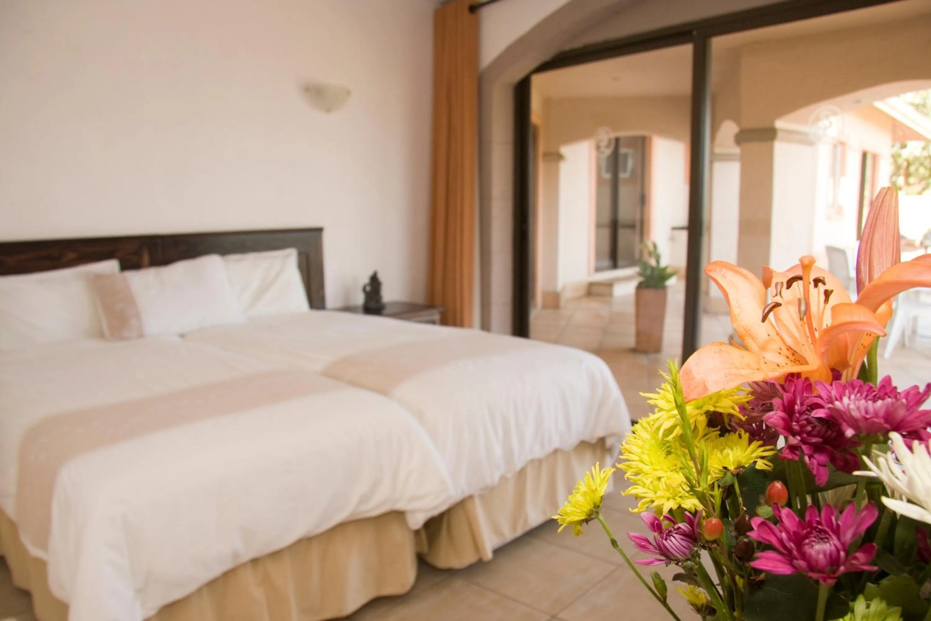 Bed in Stephan's Guest House