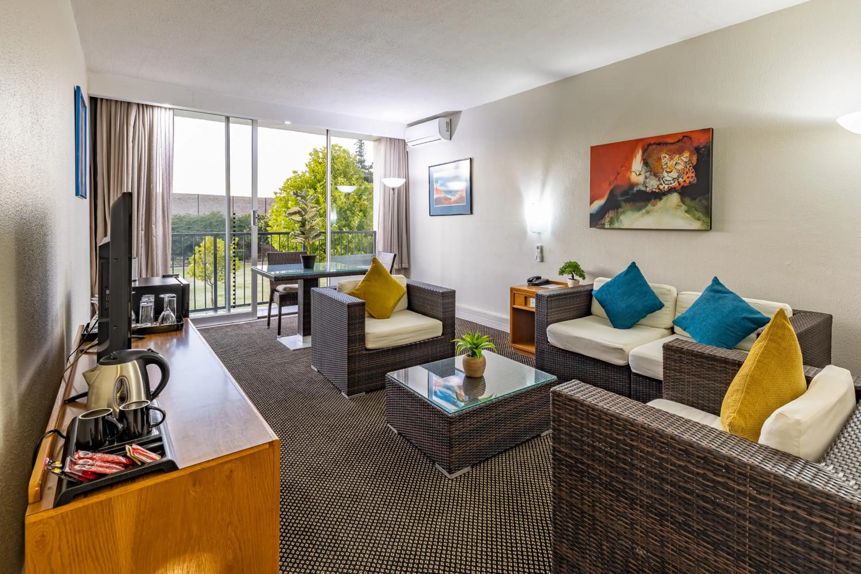 Living room in African Sky Harrismith Inn