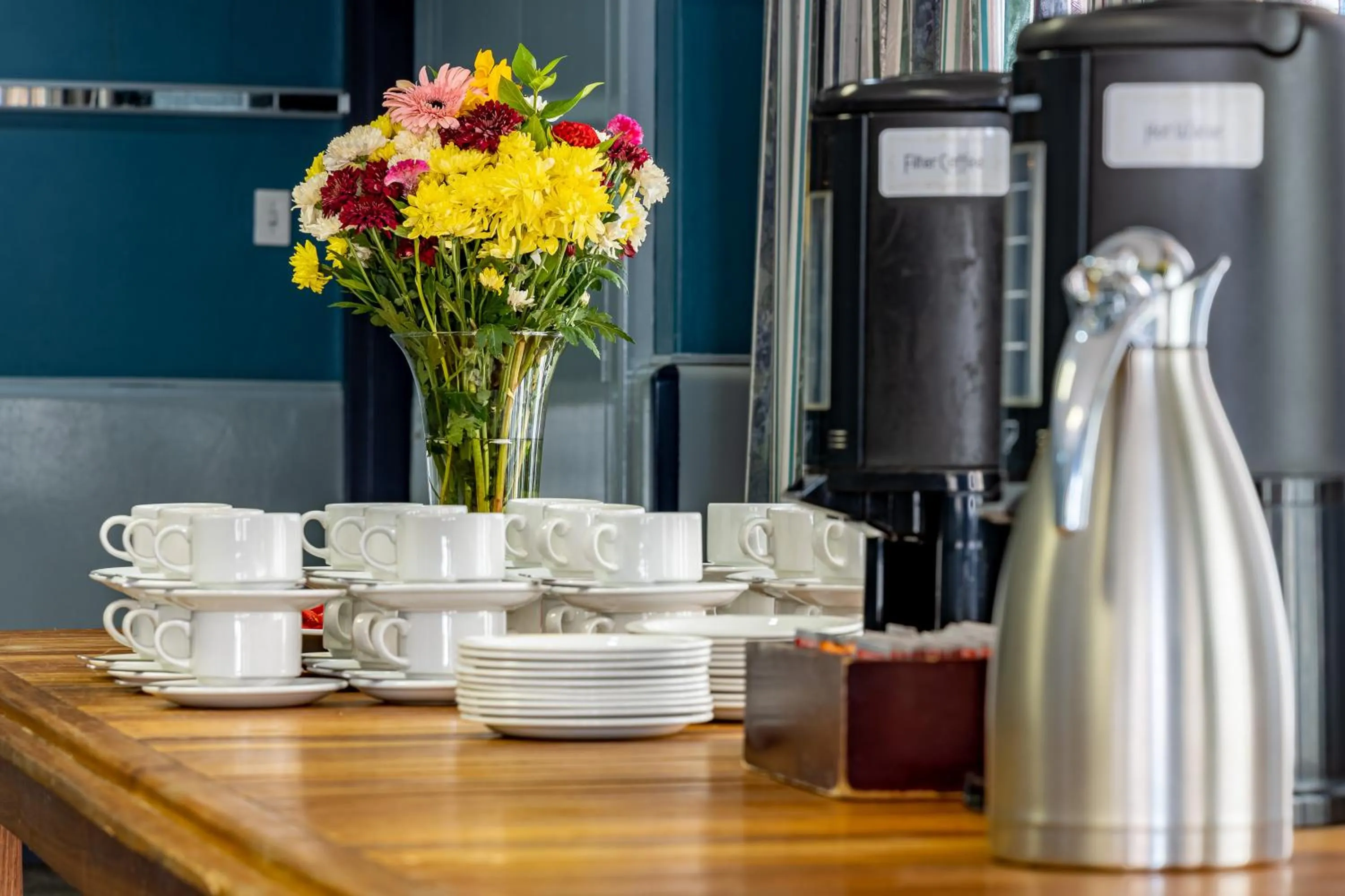 Coffee/tea facilities in African Sky Harrismith Inn