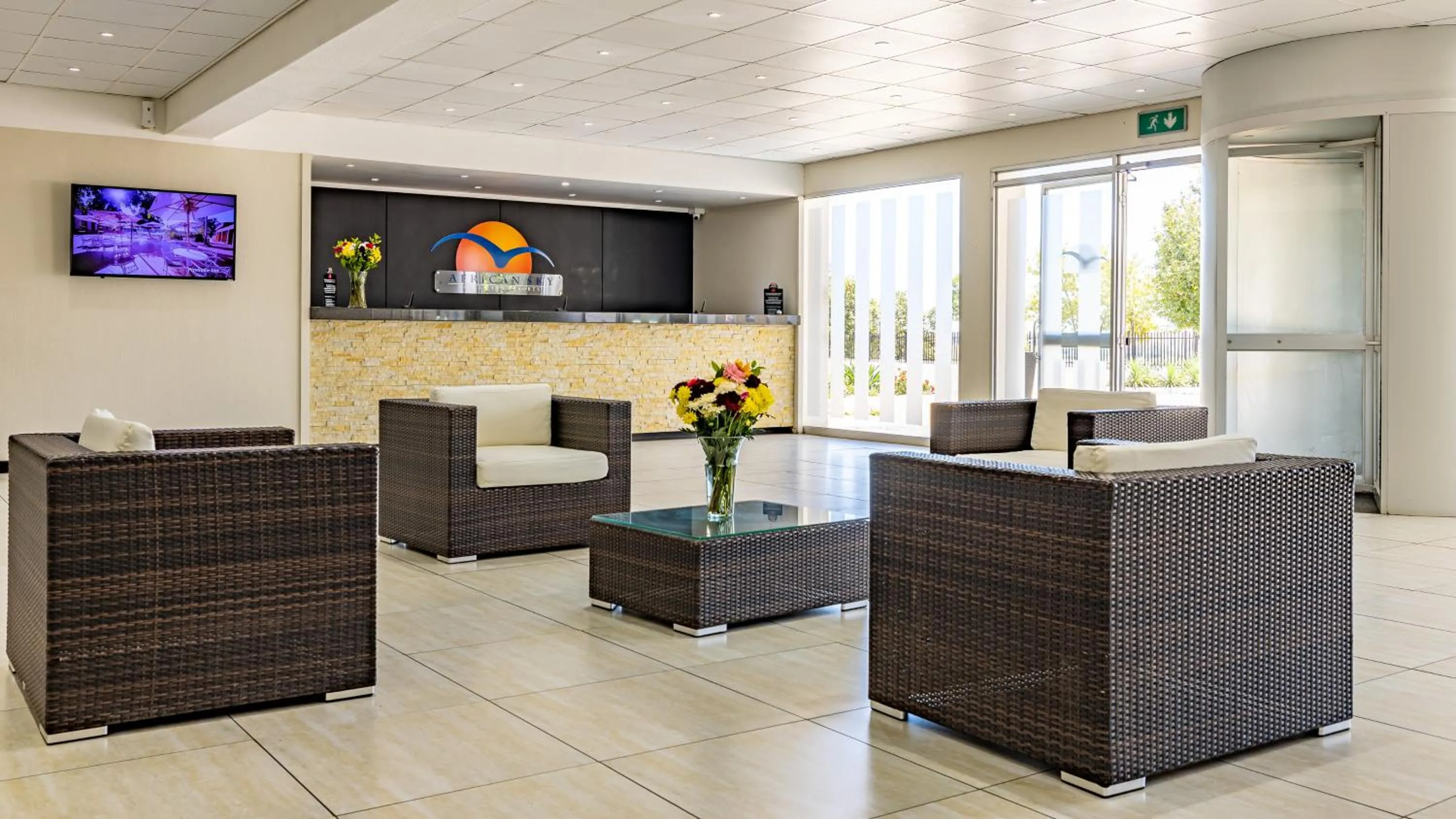 Lobby or reception in African Sky Harrismith Inn