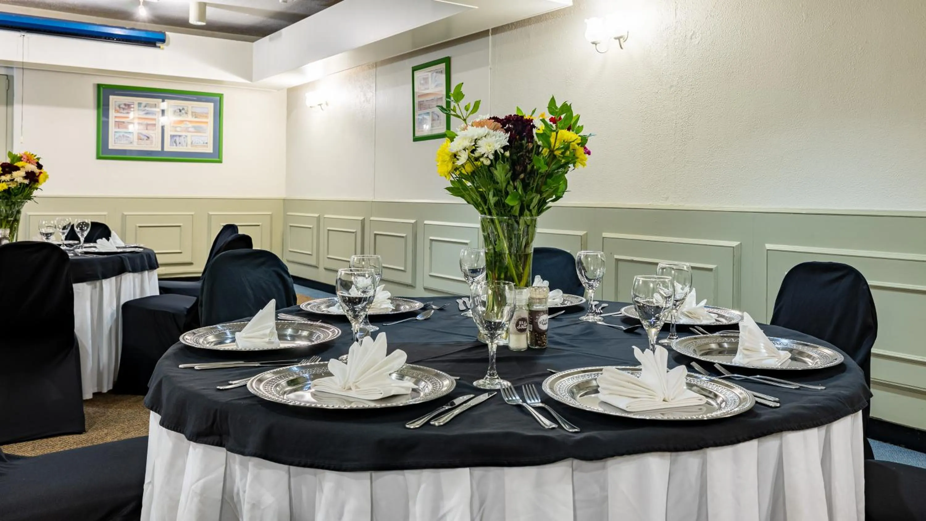 Banquet/Function facilities in African Sky Harrismith Inn