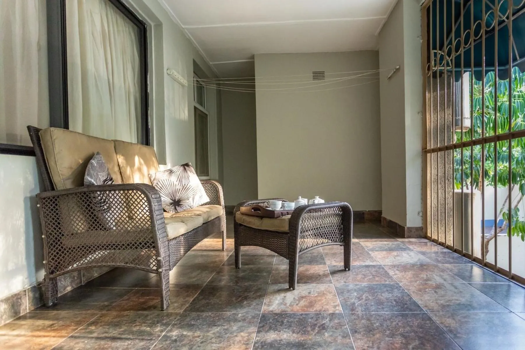 Fallsway Apartments - Louden Court