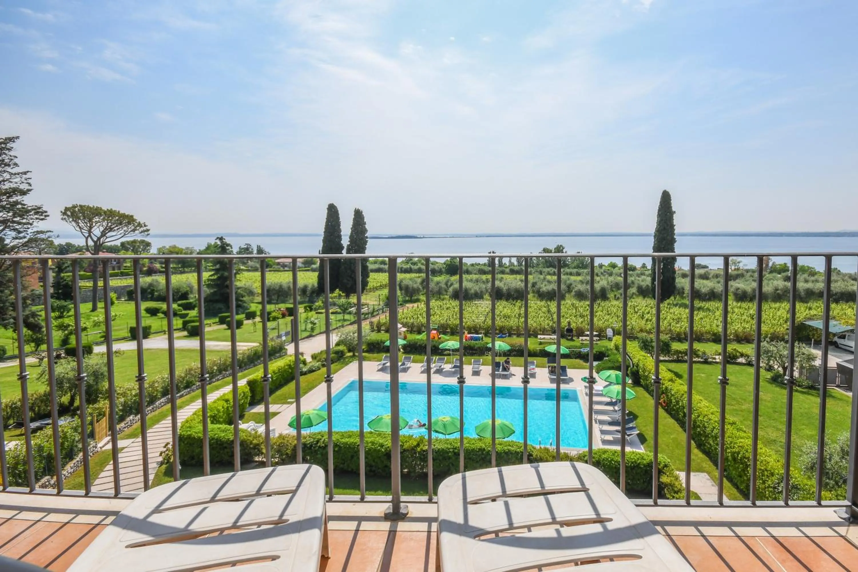 Pool view in Residence Corte Ferrari -Ciao Vacanze-