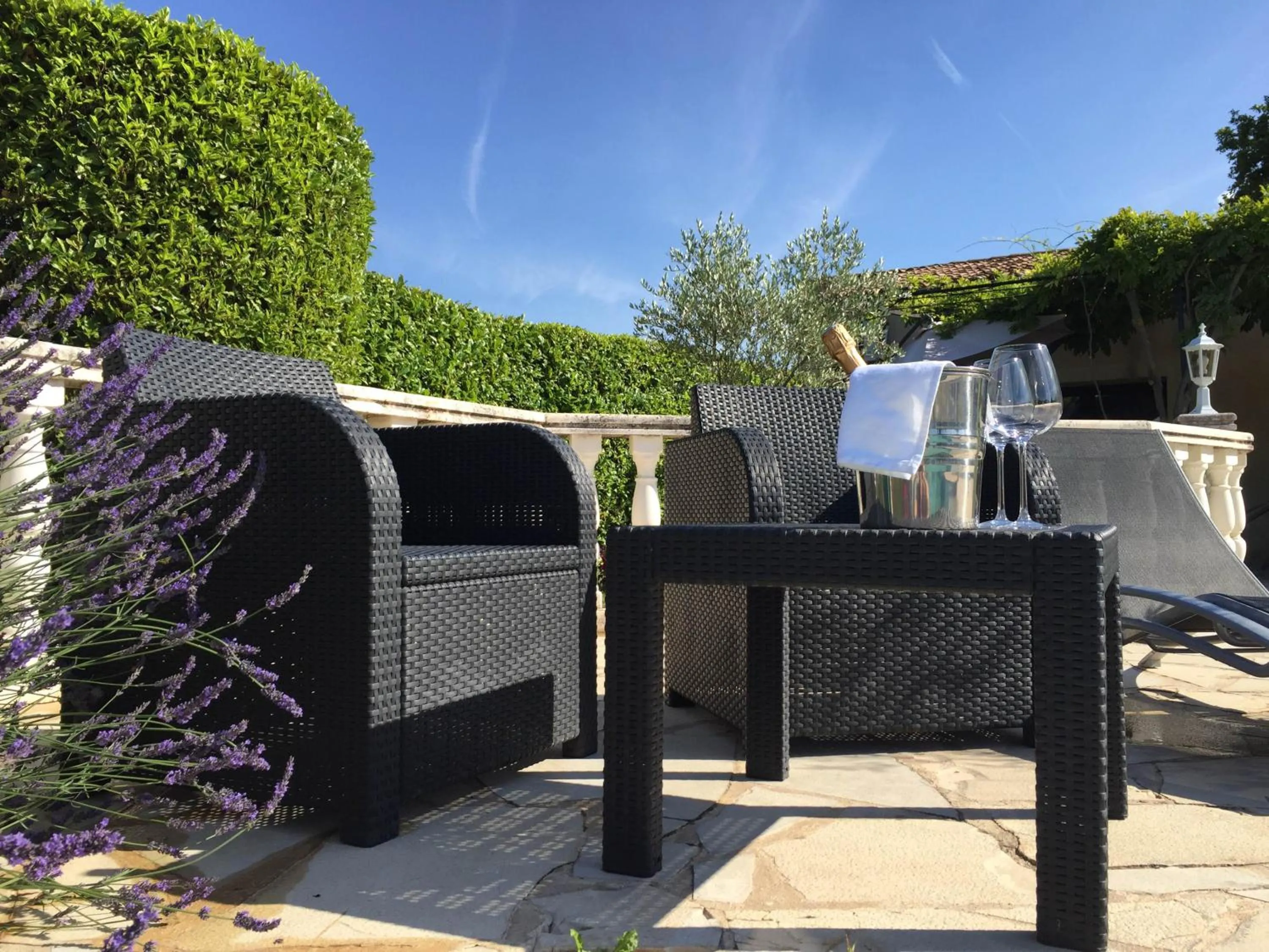 Patio in Auberge Les Olivades