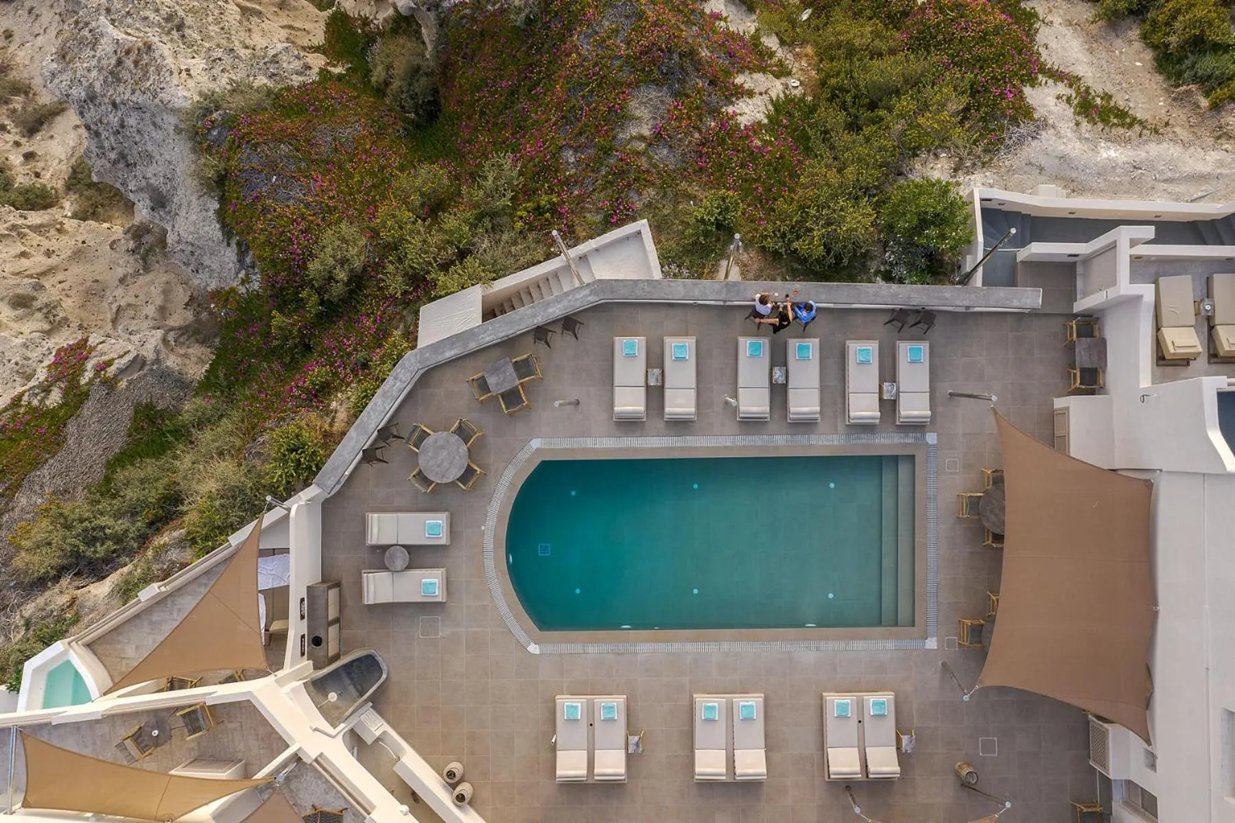 Swimming pool in Grand View - Megalochori Santorini