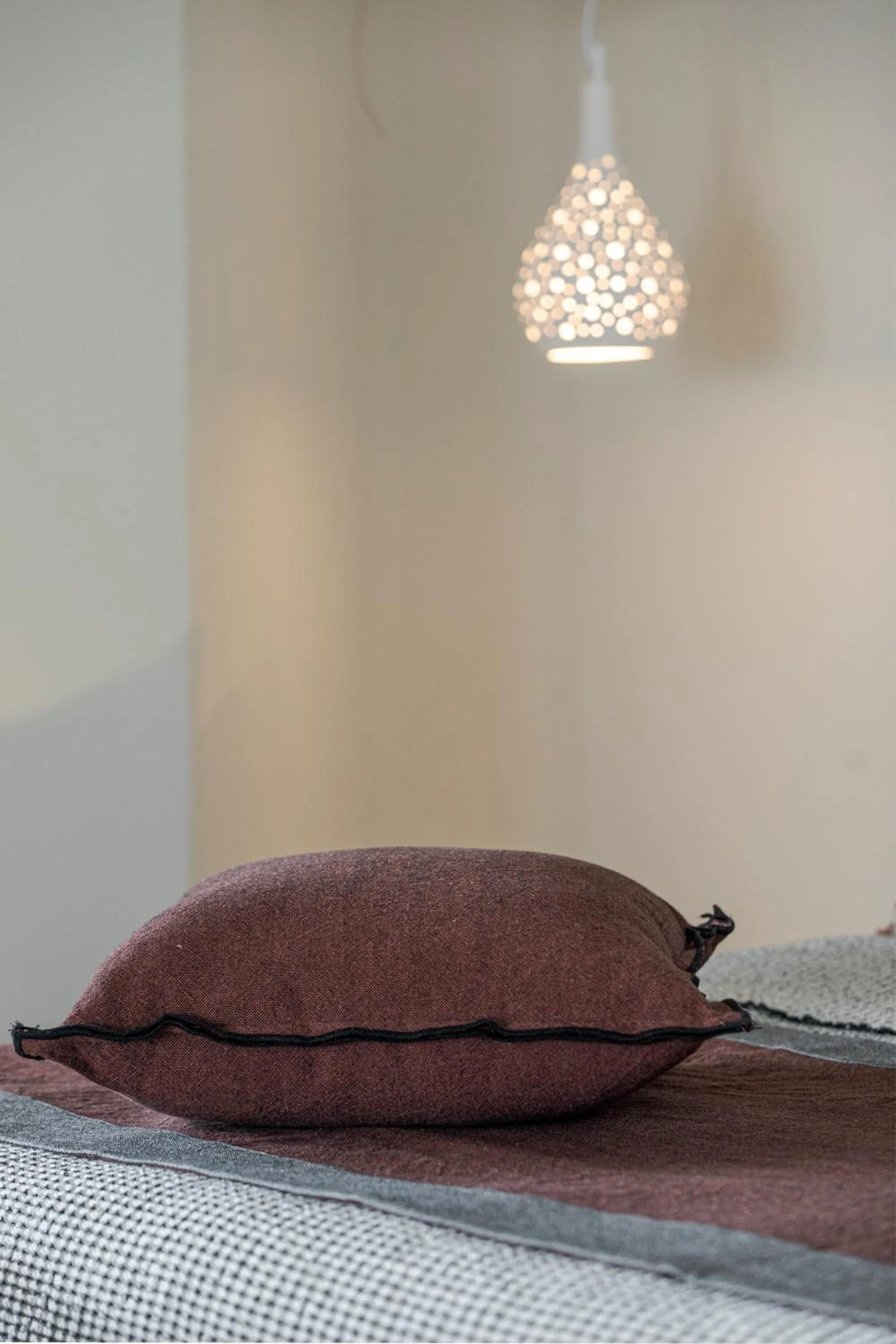 Decorative detail, Bed in Grand View - Megalochori Santorini