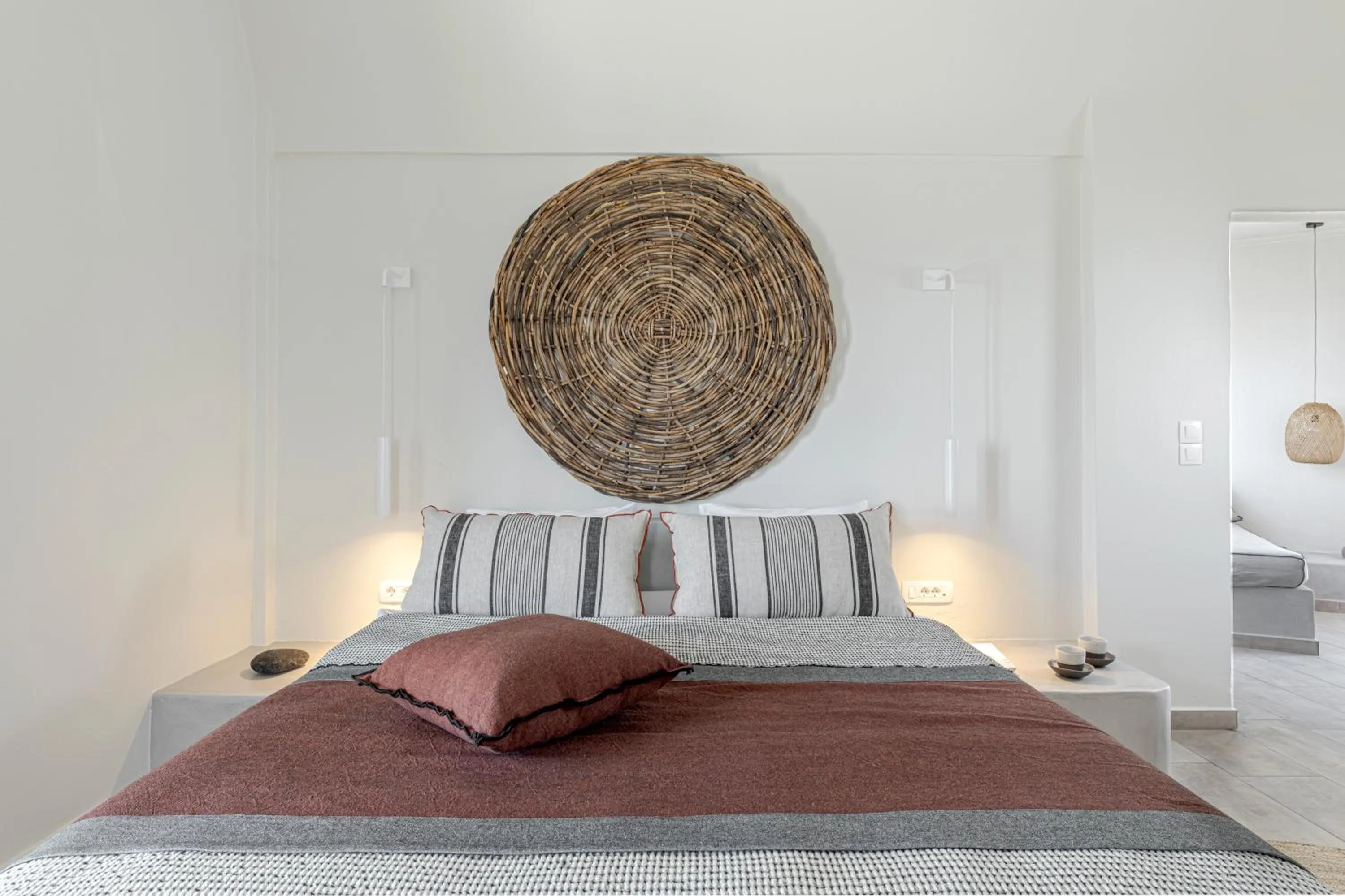 Bed in Grand View - Megalochori Santorini