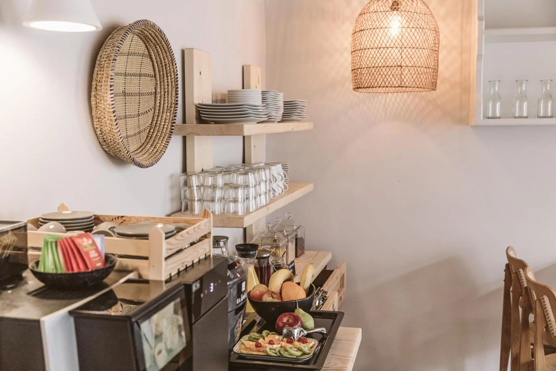 Breakfast in Grand View - Megalochori Santorini