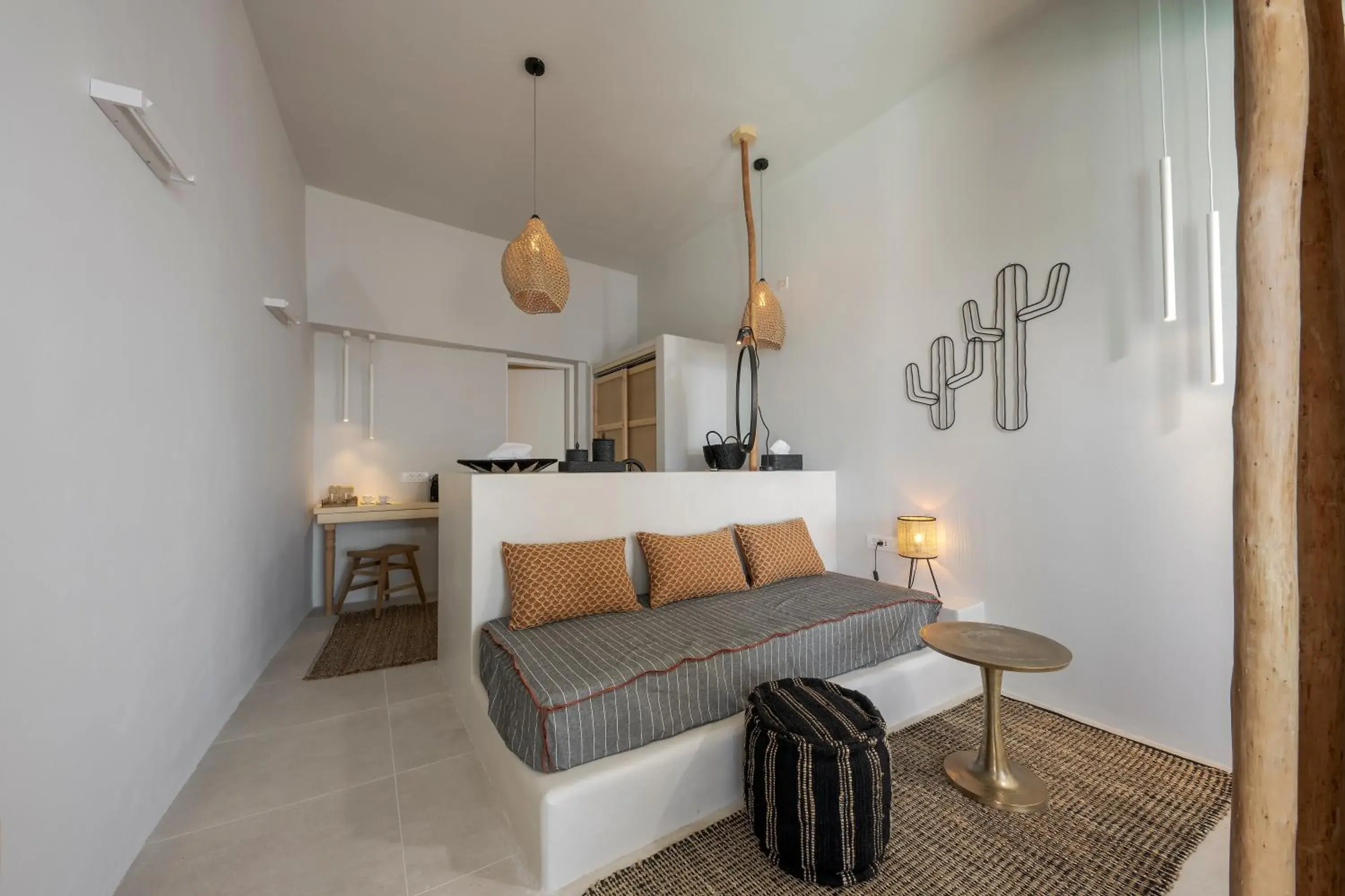 Suite with Private Pool in Grand View - Megalochori Santorini Suite with Private Pool in Grand View - Megalochori Santorini