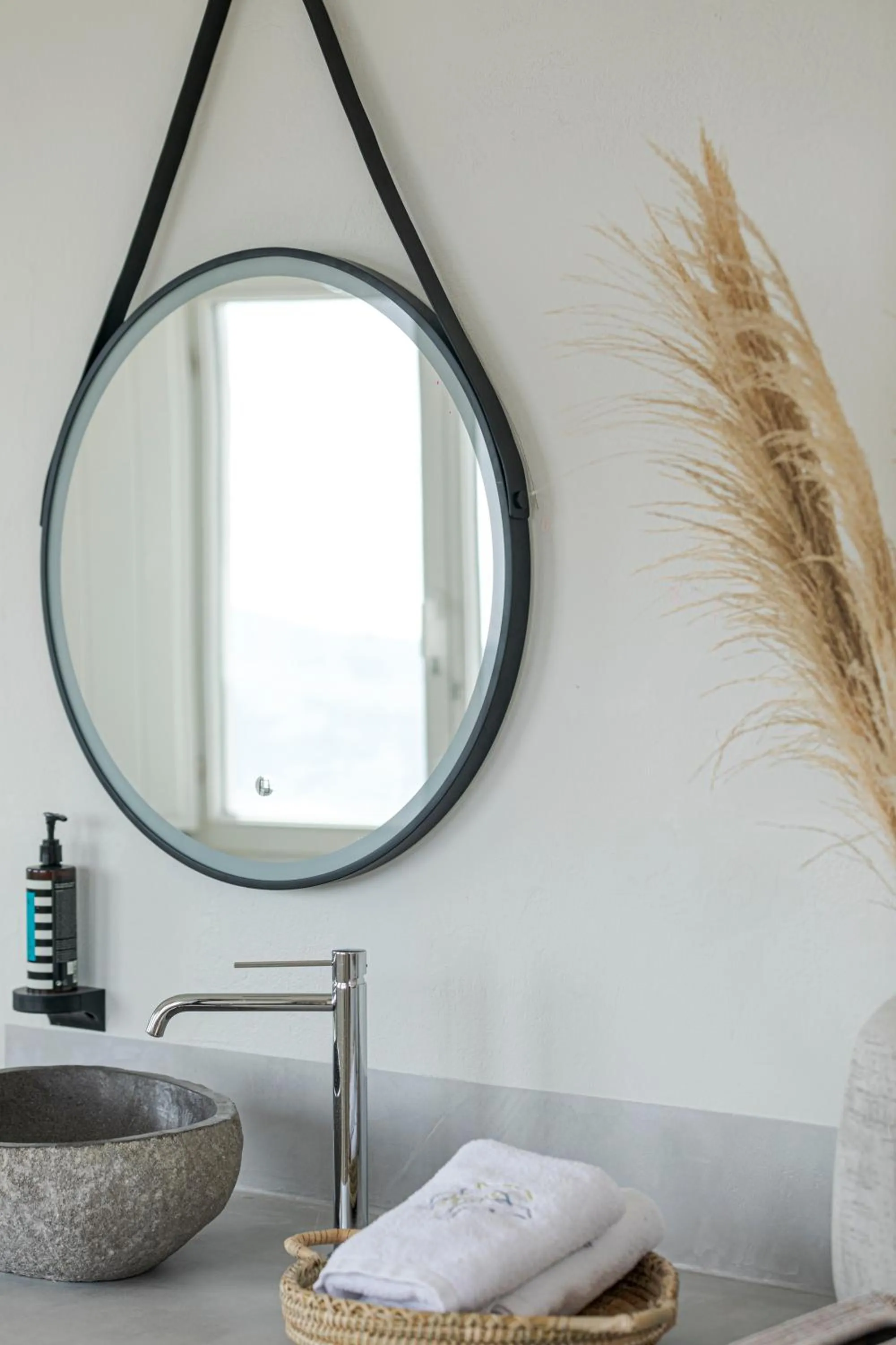 Decorative detail in Grand View - Megalochori Santorini