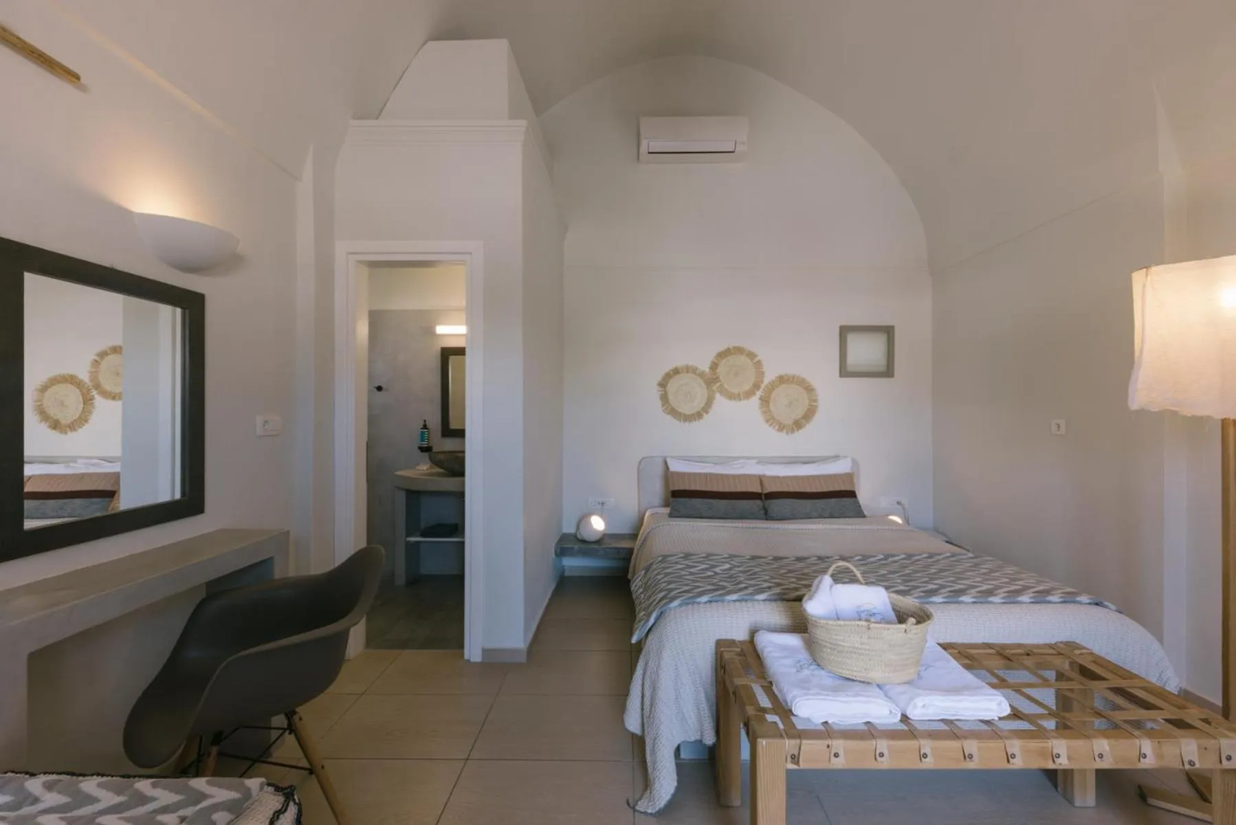 Bedroom, Bed in Grand View - Megalochori Santorini