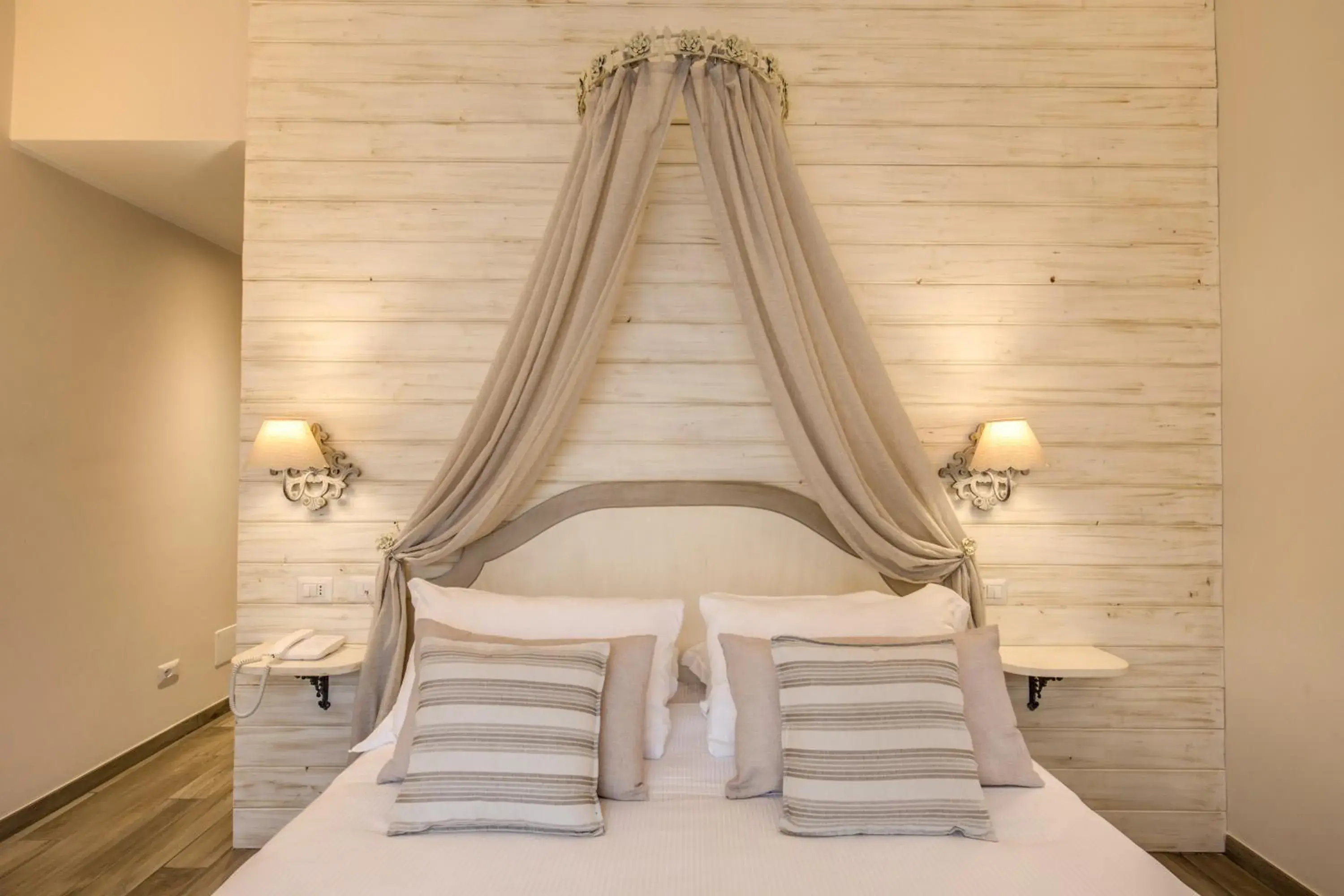 Economy Double Room in Casa Mia Vaticano Guest House Economy Double Room in Casa Mia Vaticano Guest House