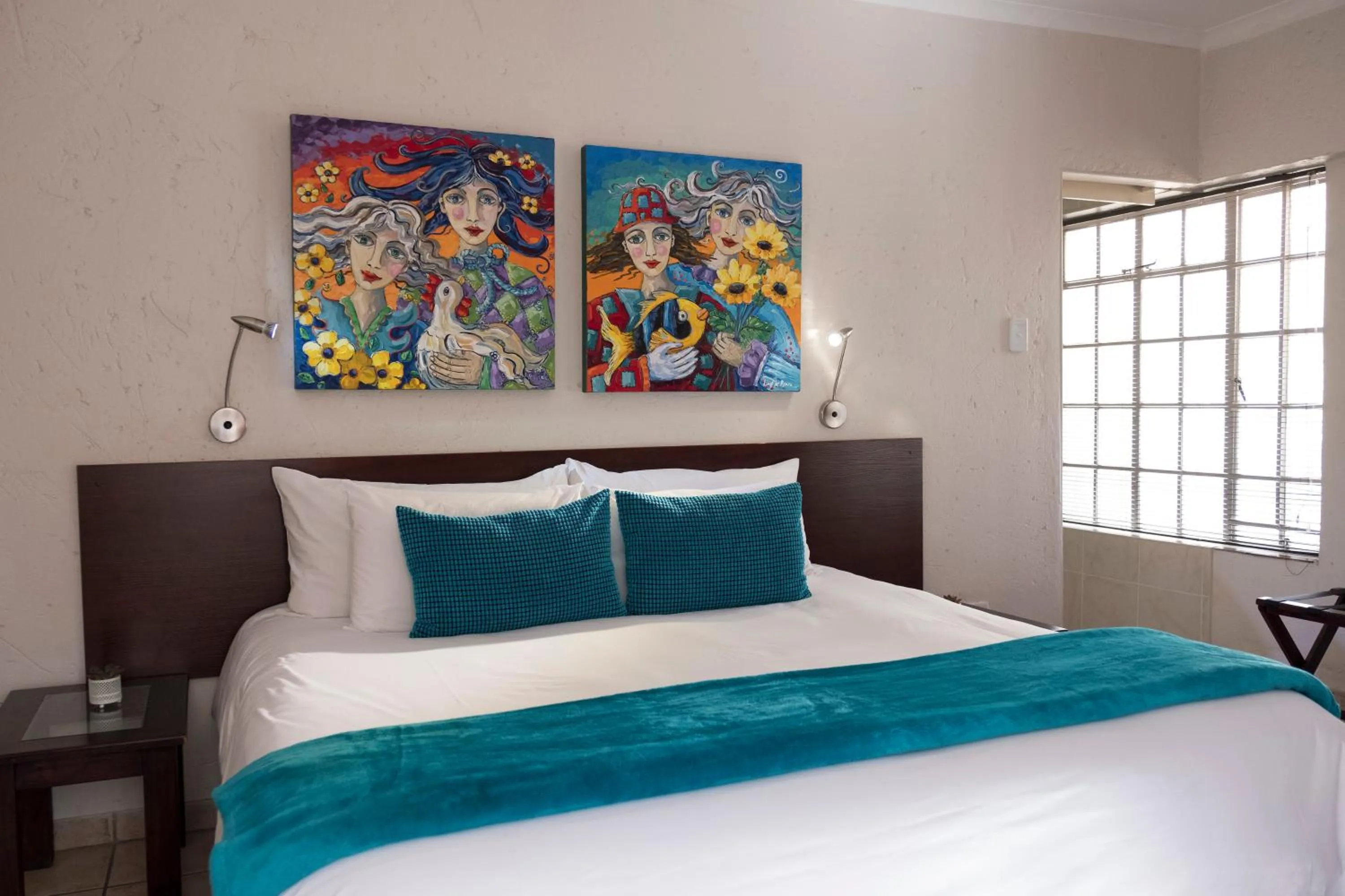 Bedroom, Bed in President Lodge