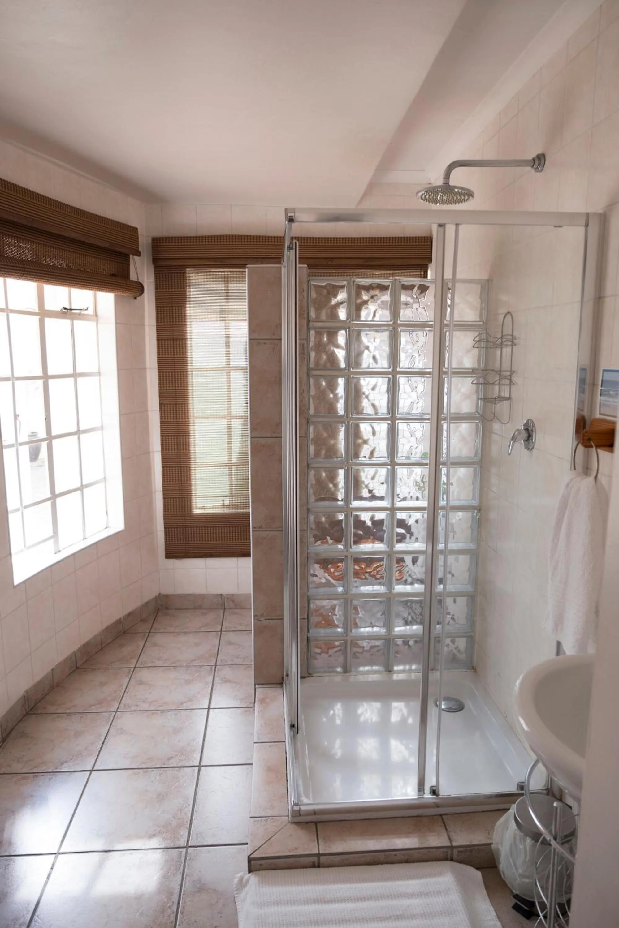 Bathroom in President Lodge