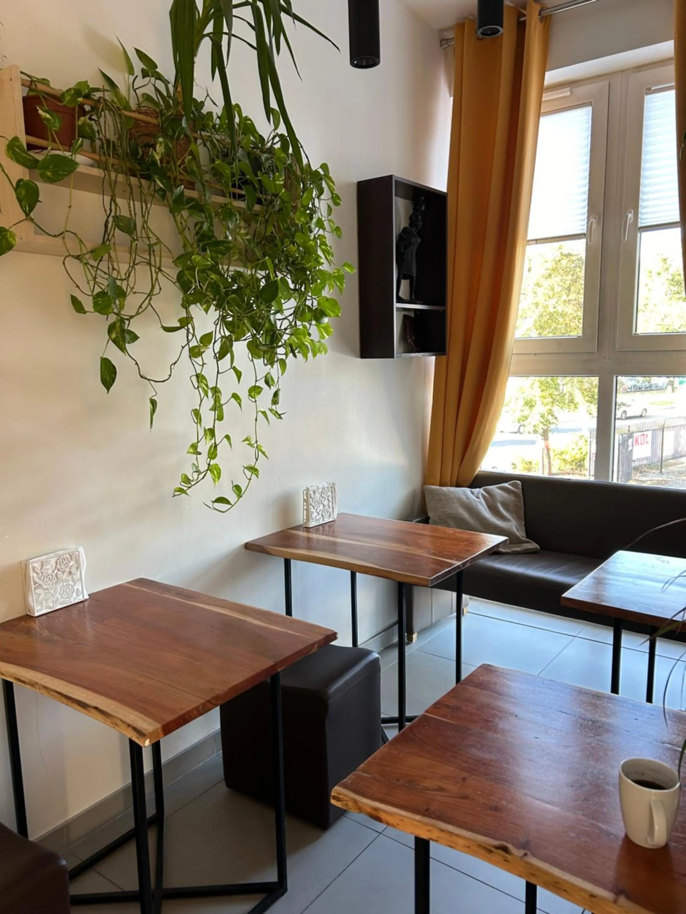 Seating area in Arcus Premium Hostel