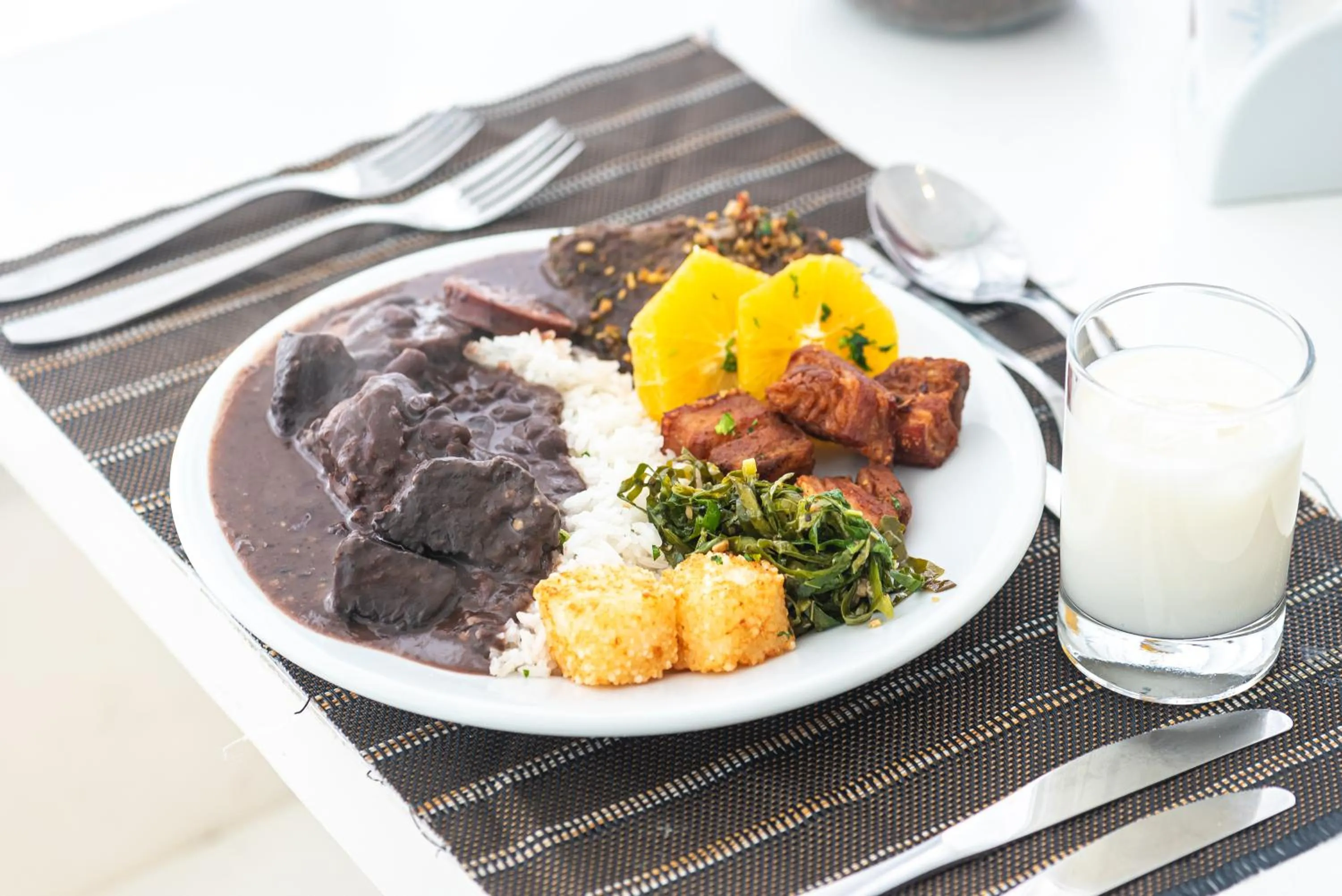 Food and drinks in CDesign Hotel