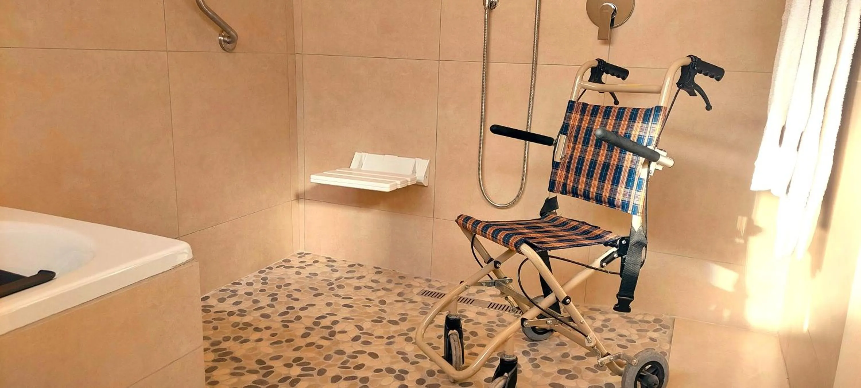 Facility for disabled guests in Riversong Guest House