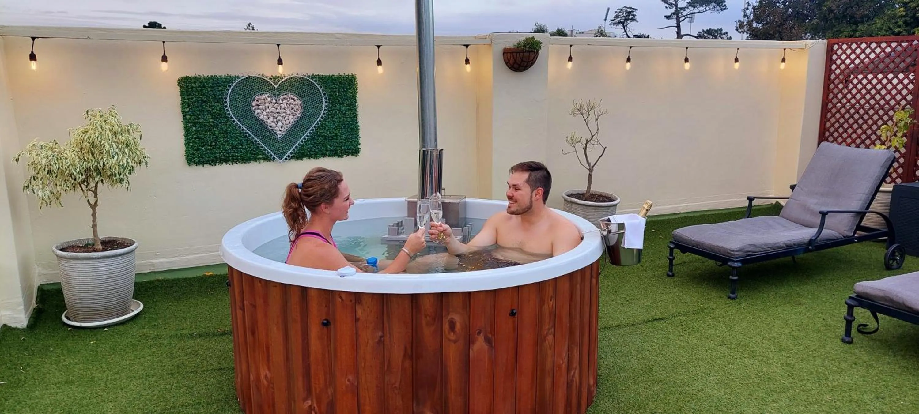 Hot Tub in Riversong Guest House