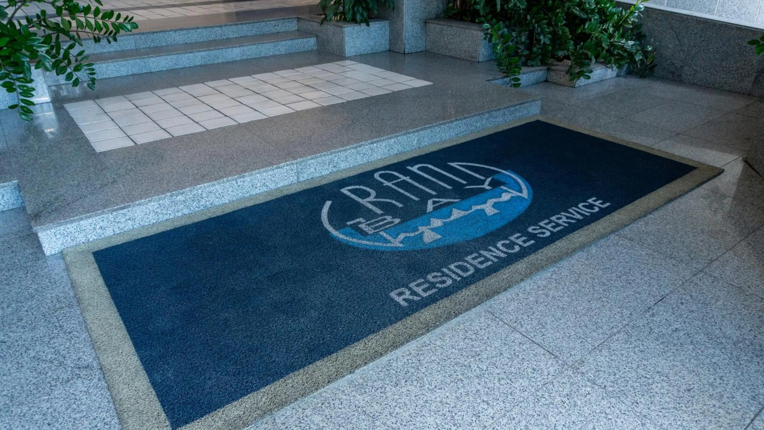 Property logo or sign in Duplex charmoso - Ótima localização