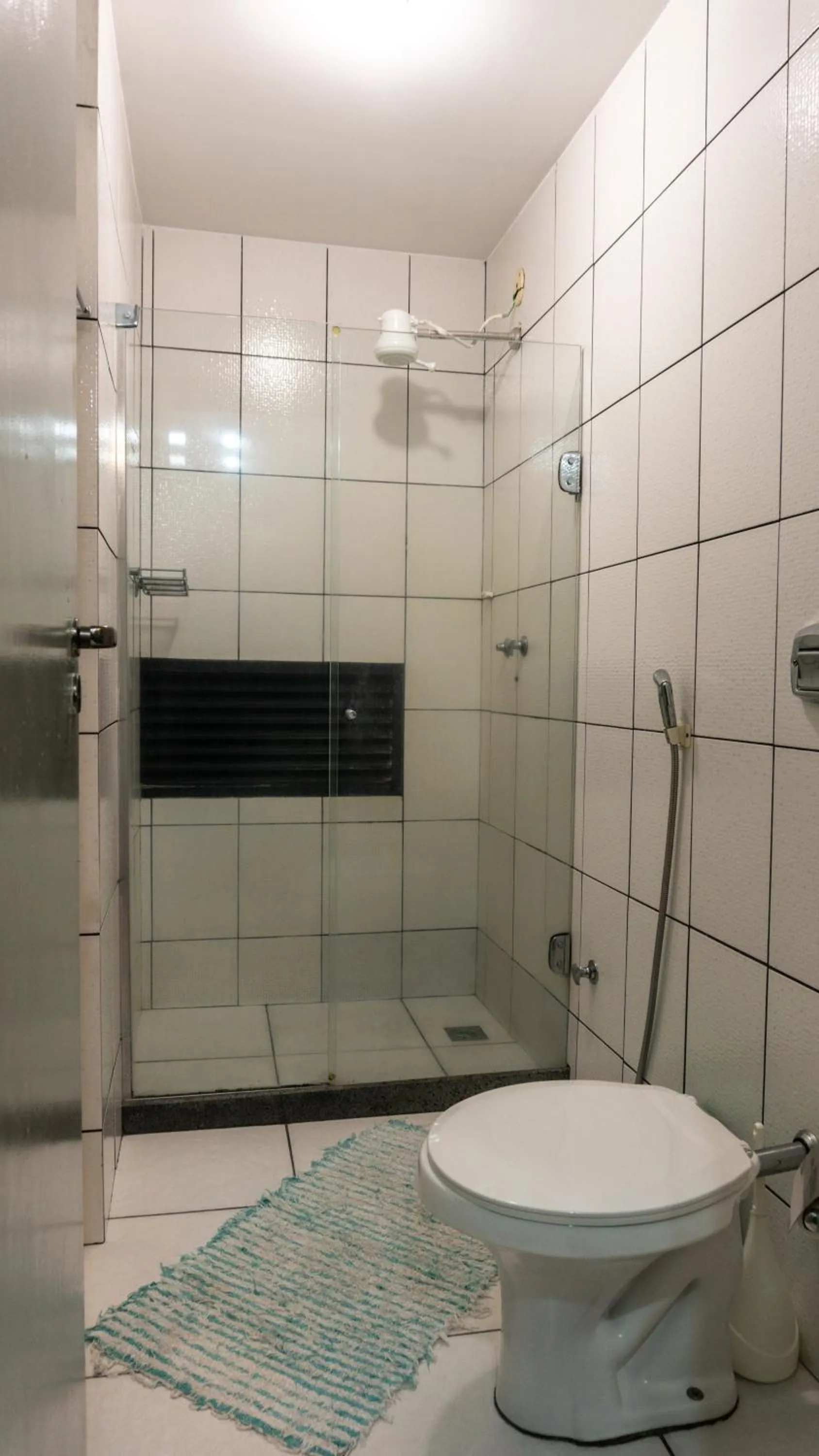 Bathroom in Duplex charmoso - Ótima localização