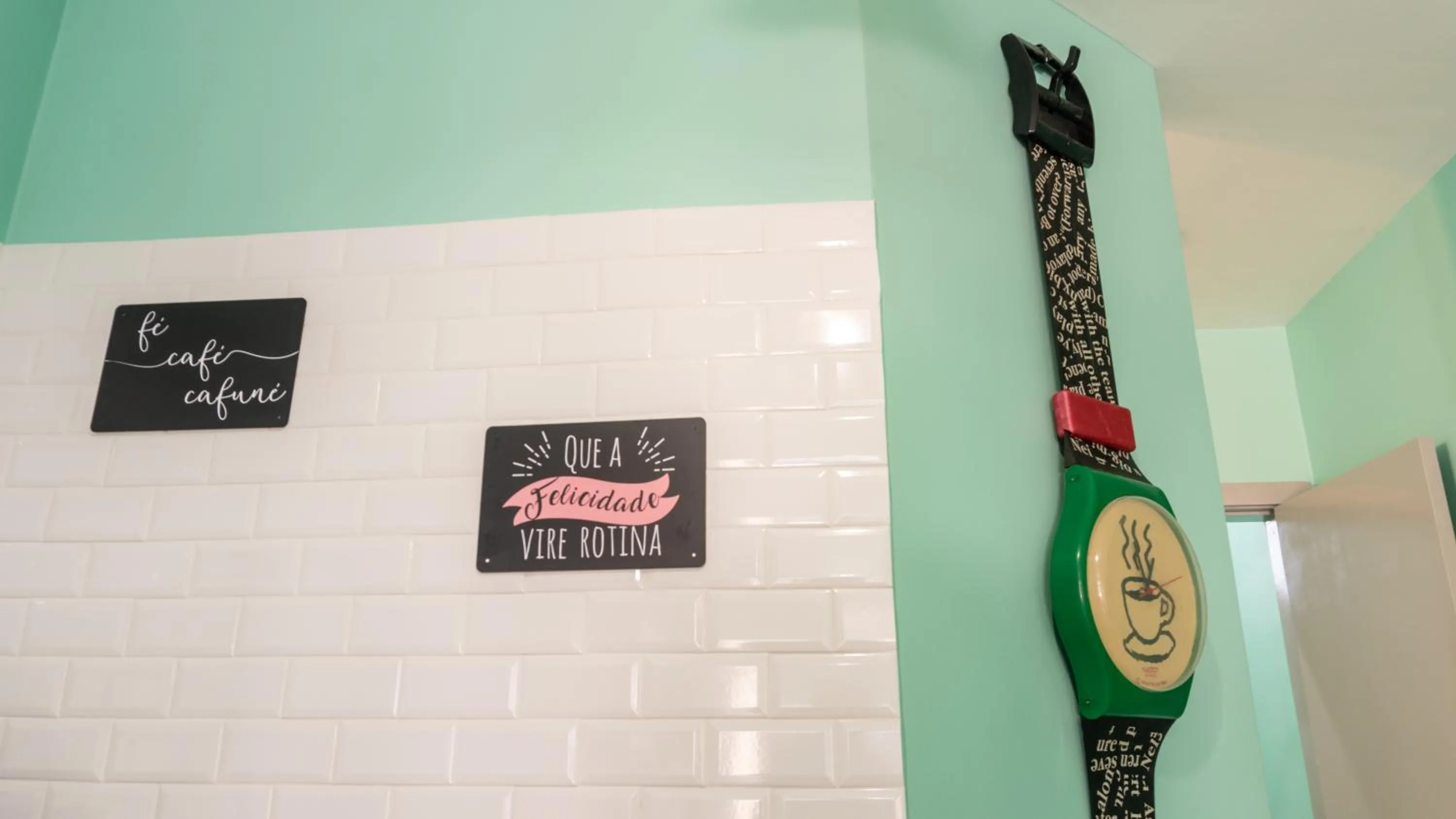 Logo/Certificate/Sign in Duplex charmoso - Ótima localização