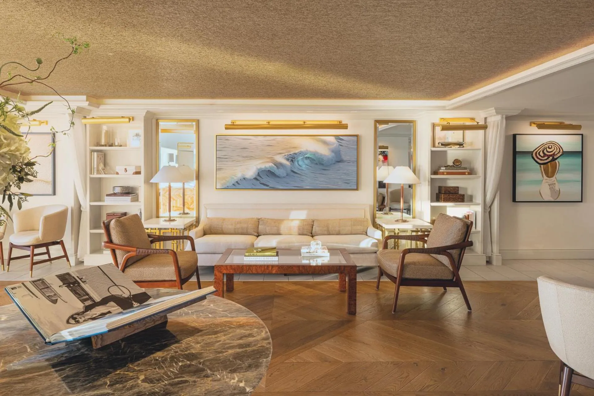 Lobby or reception in Surf & Sand Laguna Beach