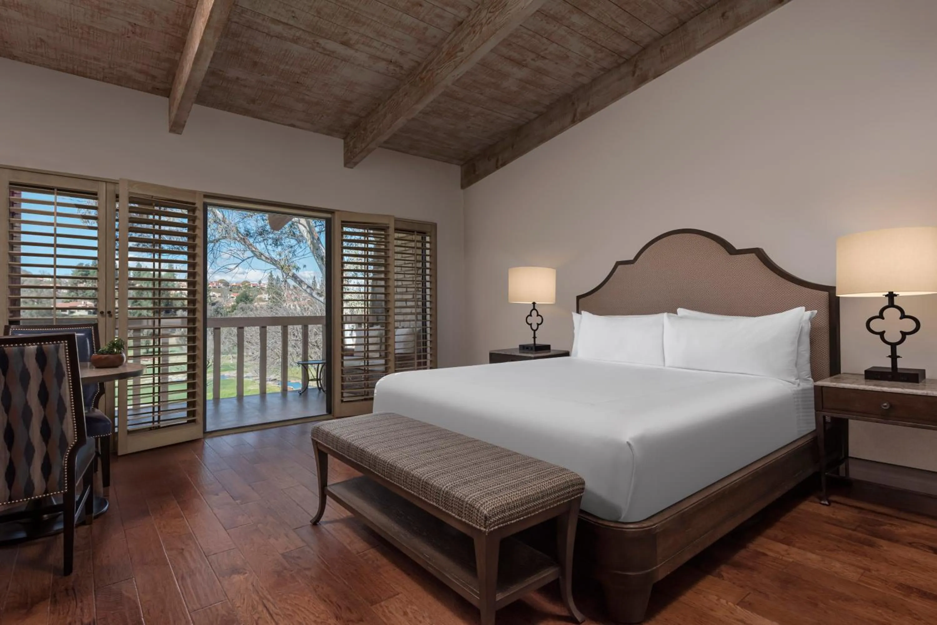 Bedroom, Bed in Rancho Bernardo Inn