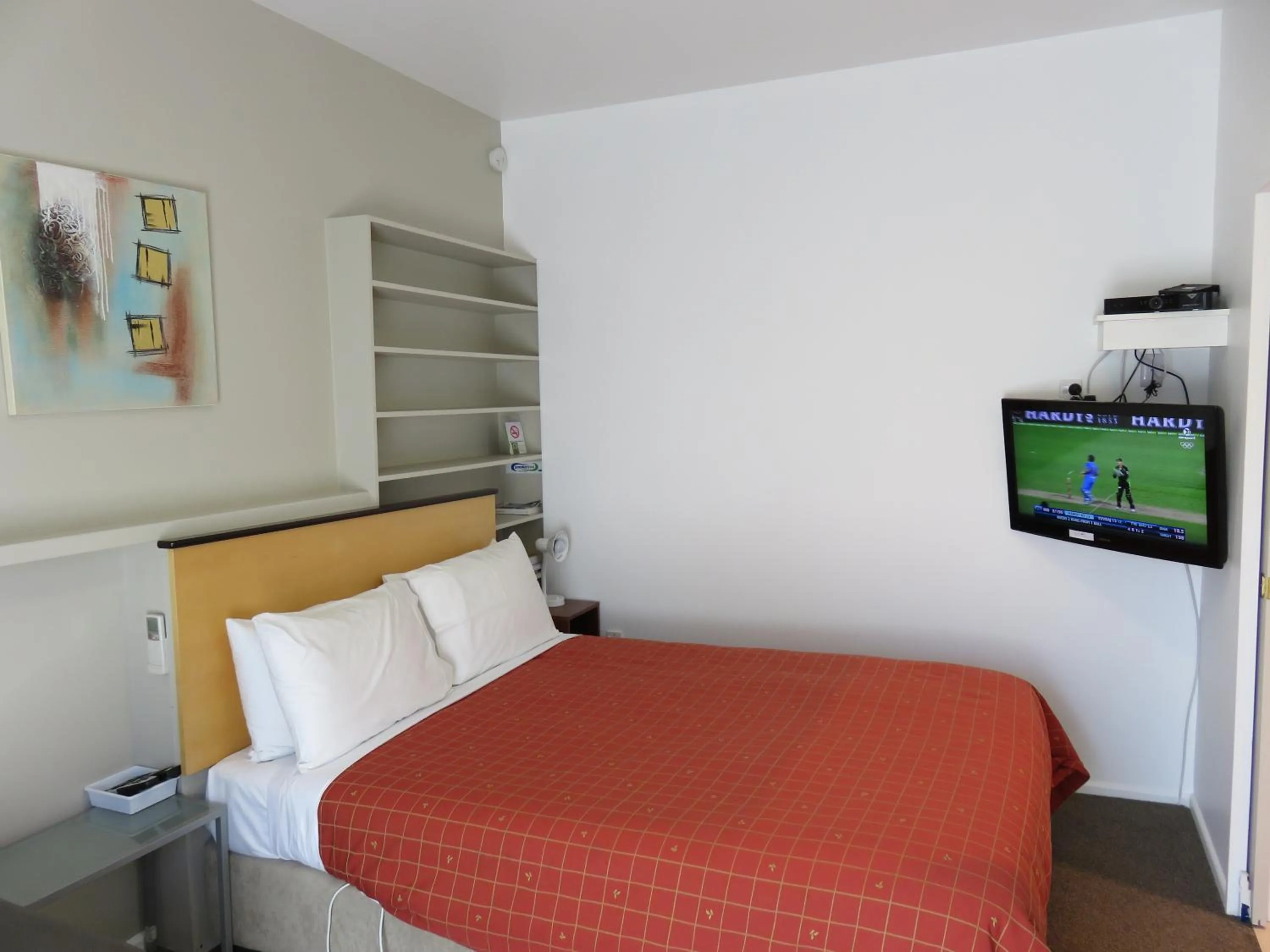 Bed in McWilliam Apartments