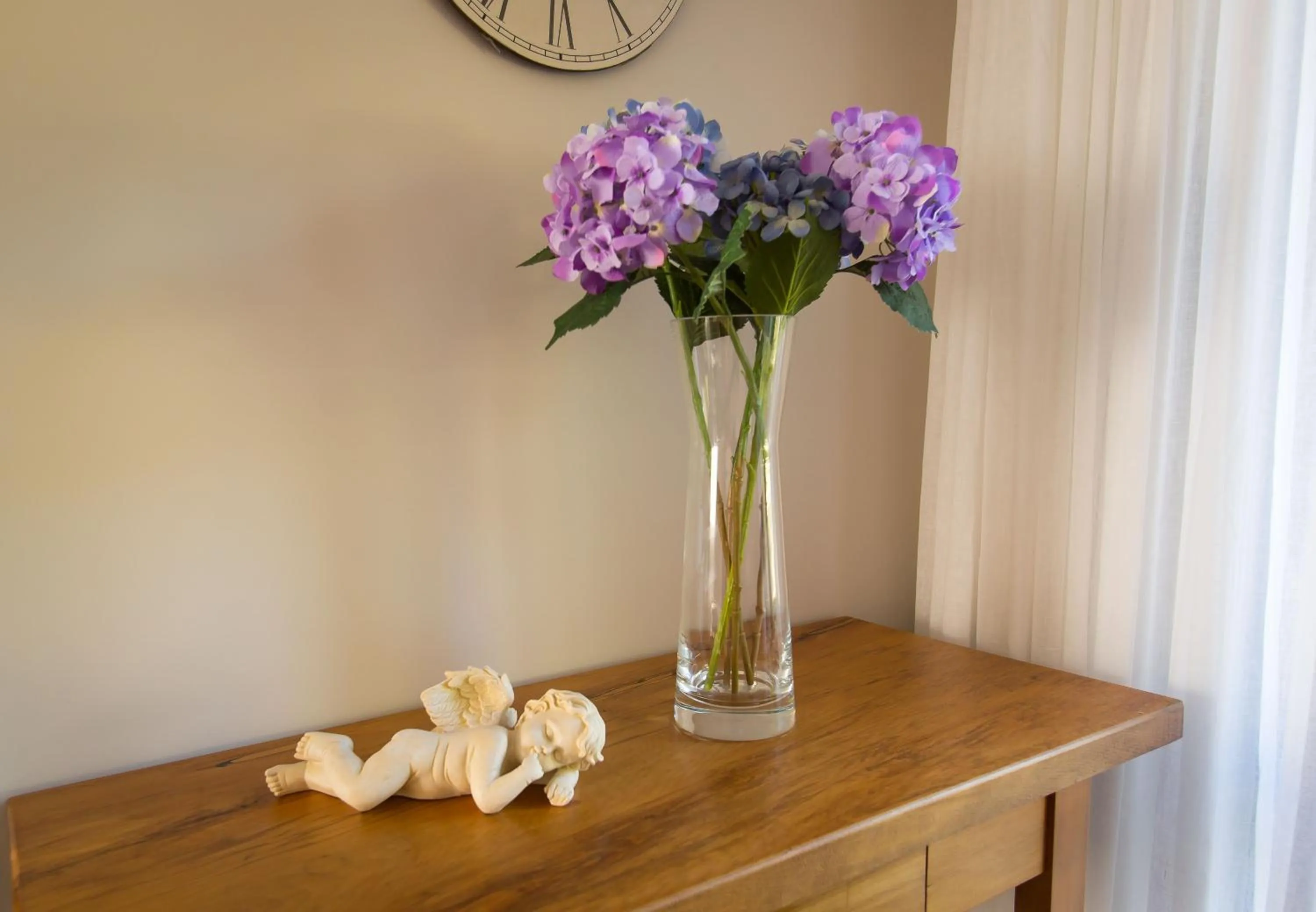 Decorative detail in Rolling Hills Country Stay B&B