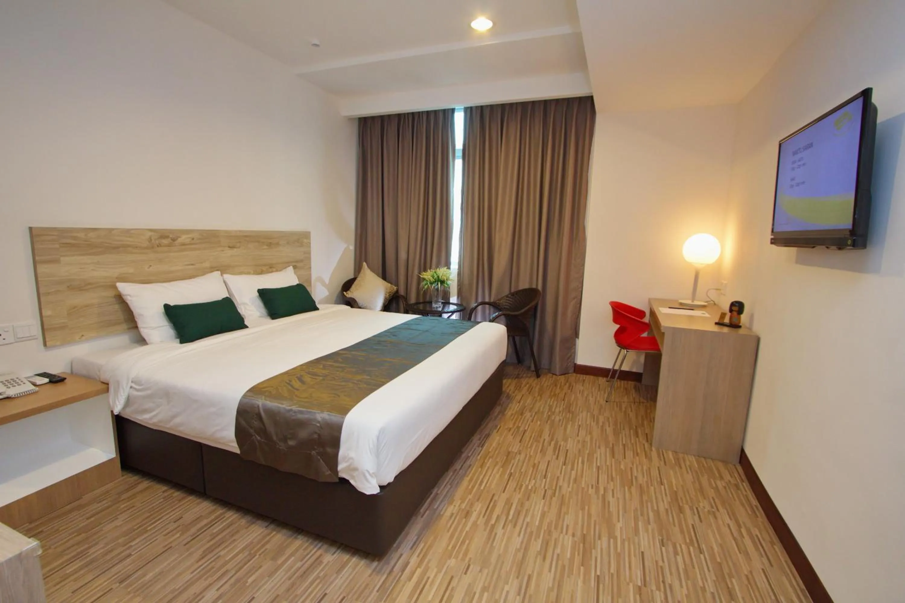 Photo of the whole room, Bed in Molek Garden Hotel