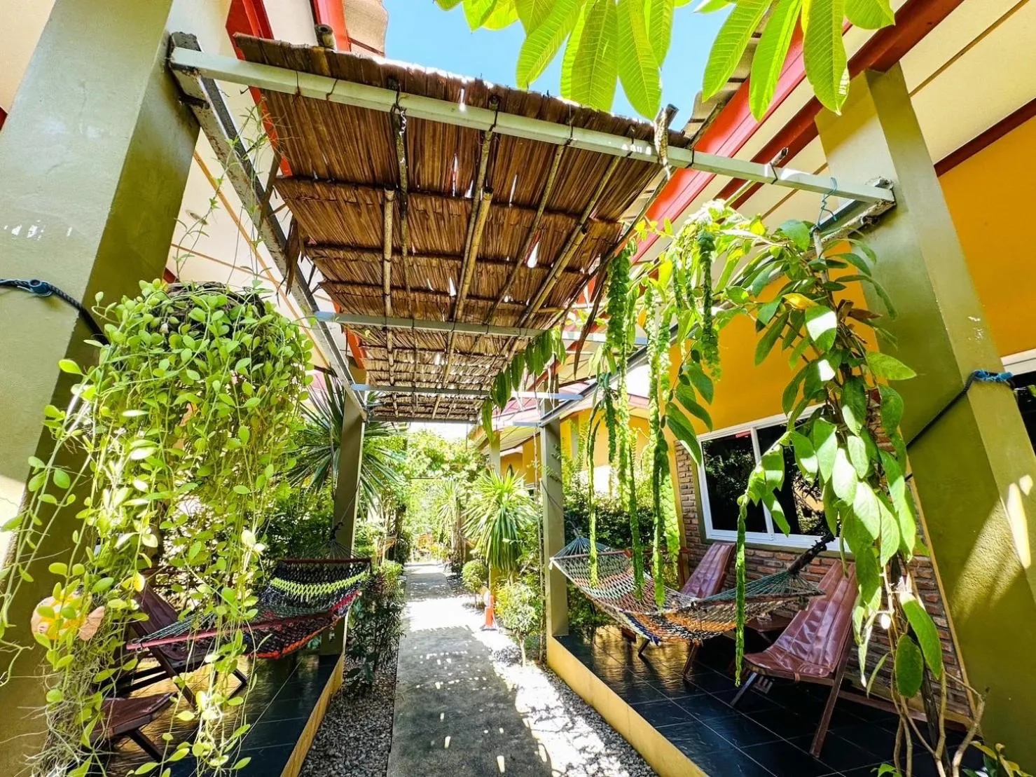 Lanta Baan Nok Resort