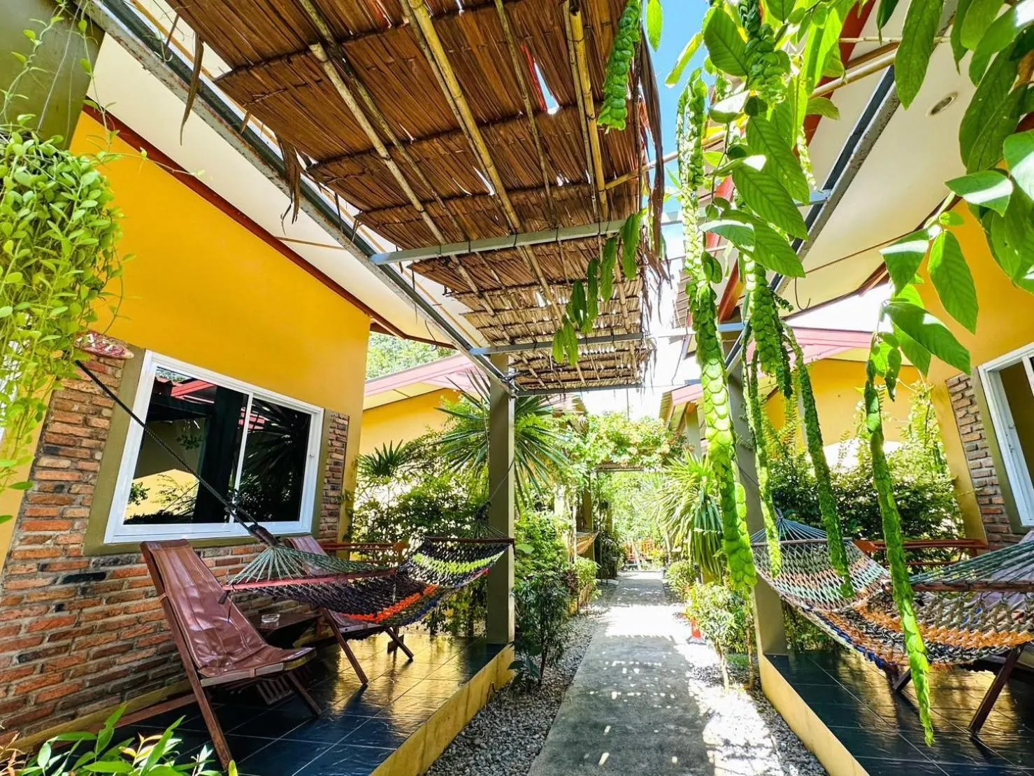 Lanta Baan Nok Resort