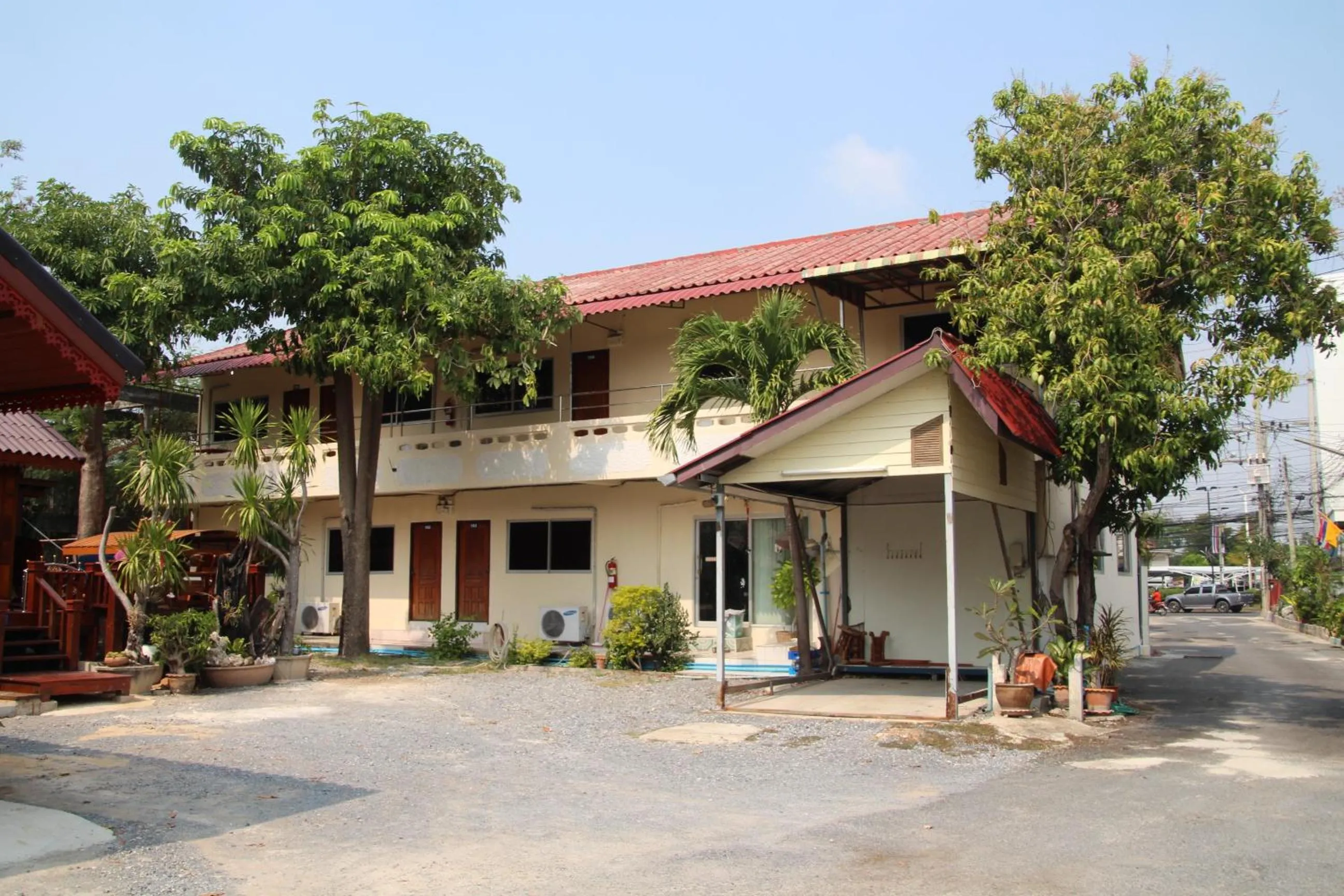 Facade/entrance in Ratchaphruek Resort
