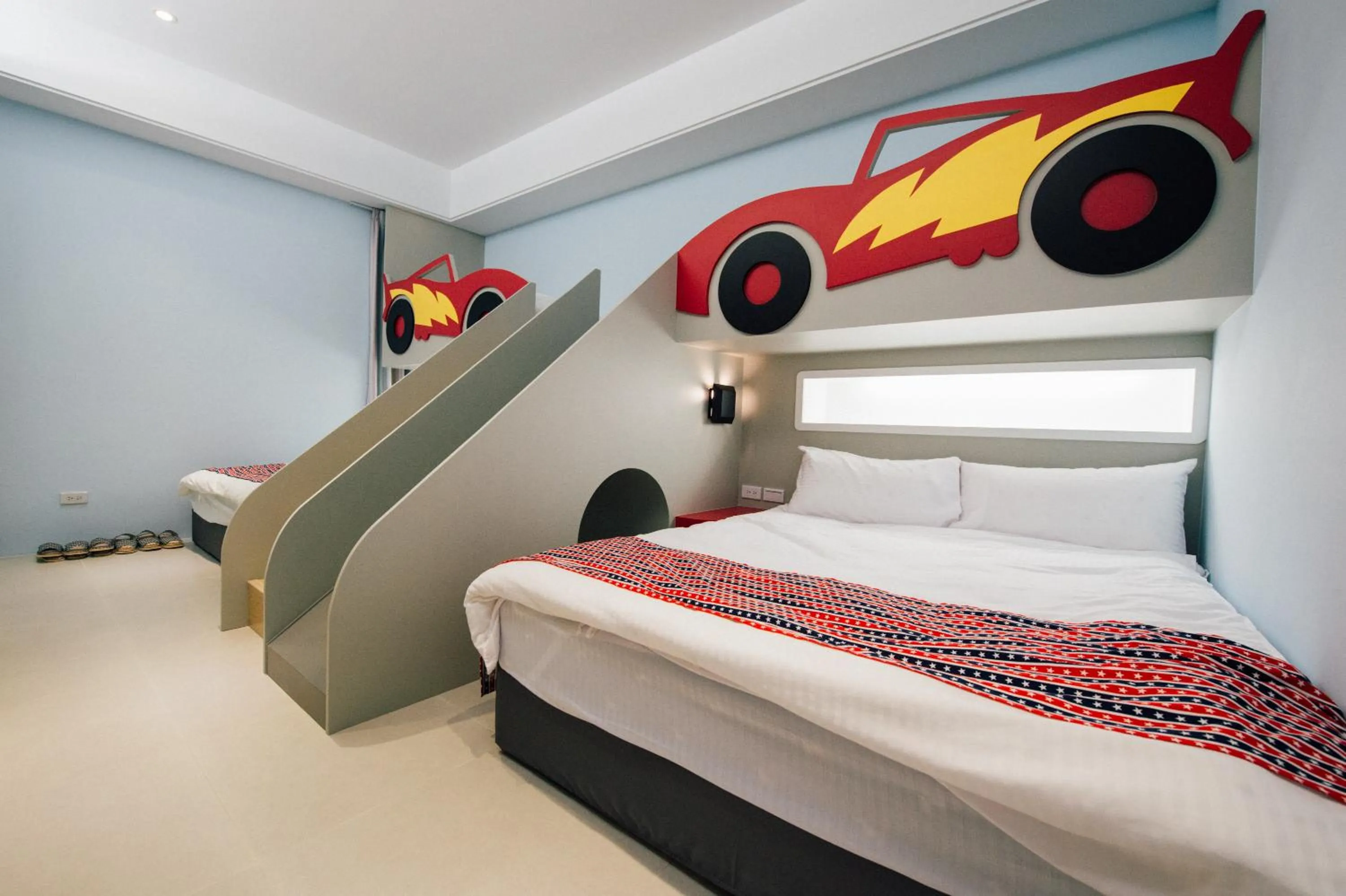 Photo of the whole room in 黃色風箏Yellow Kite INN