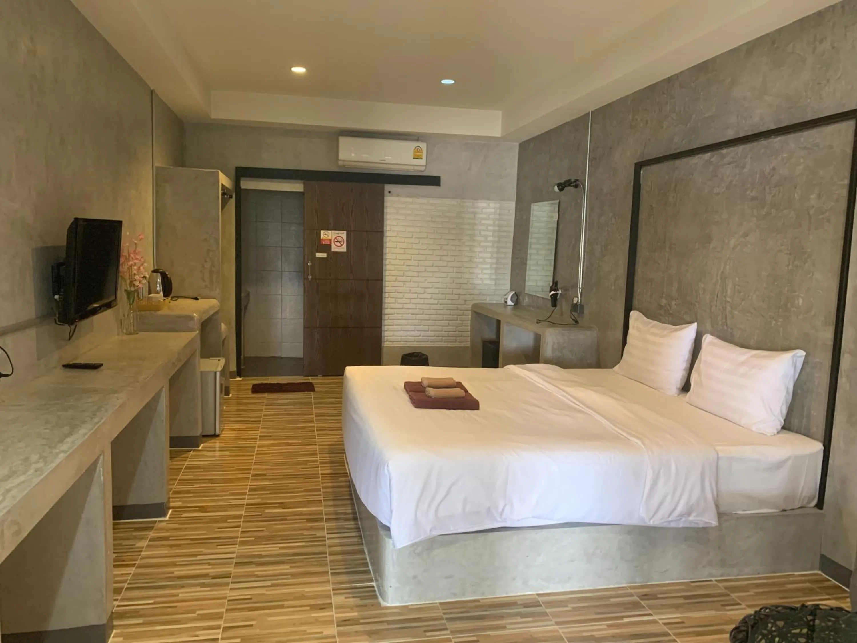 Bed in The Loft @Chiangrai