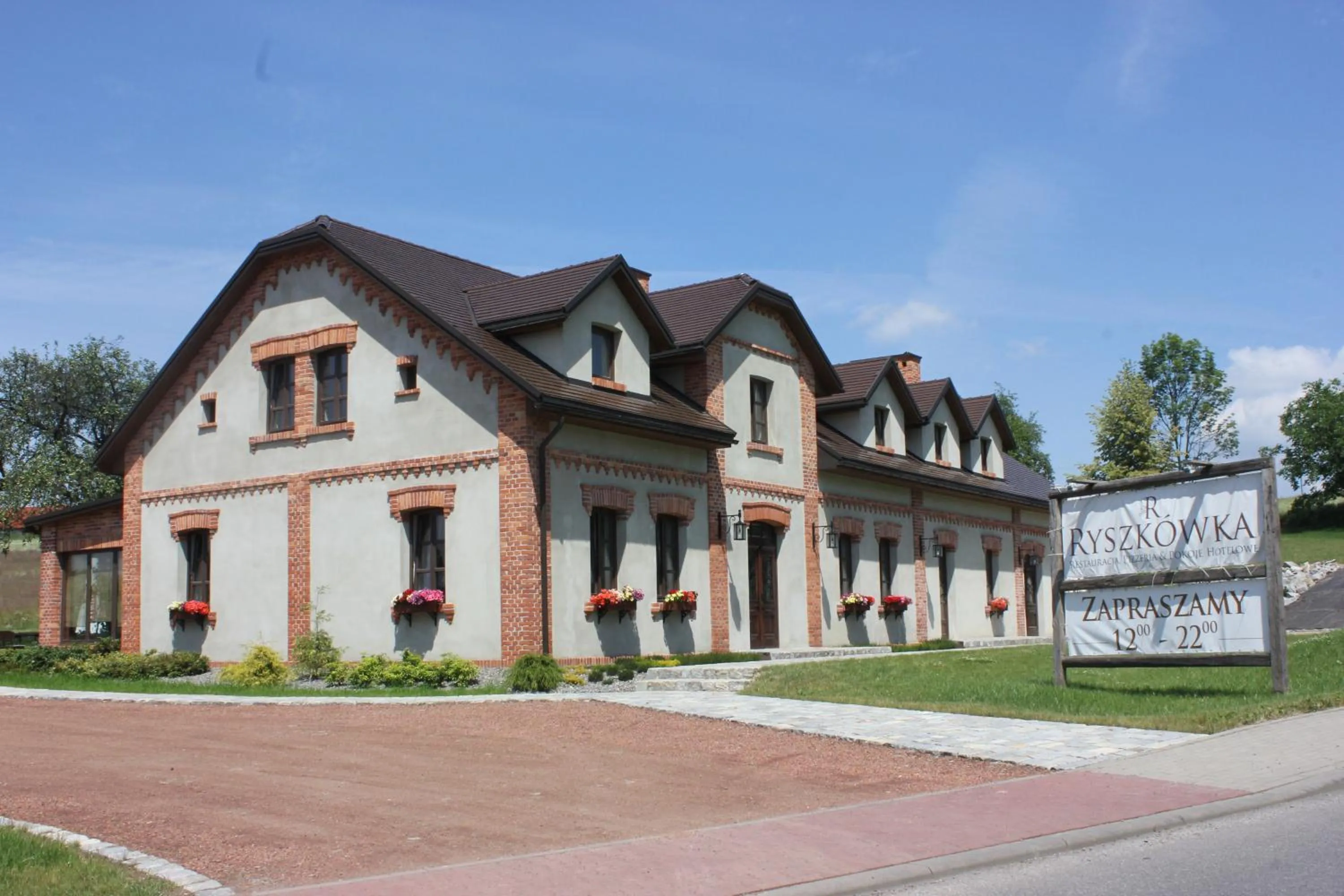 Property building in Zajazd Ryszkówka