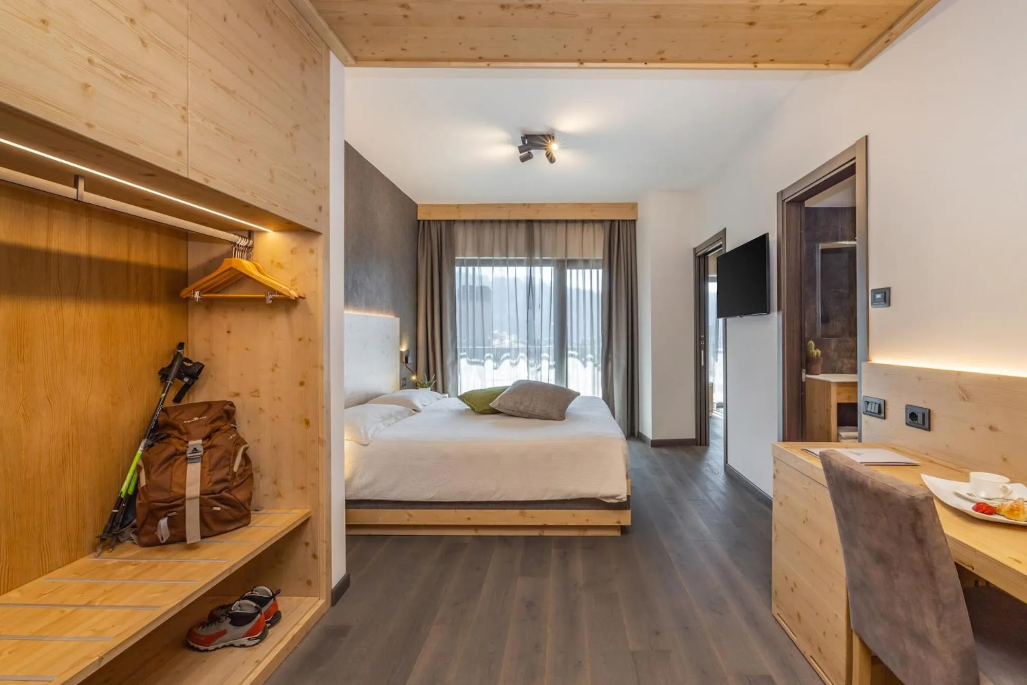 Bedroom, Bed in Miravalle