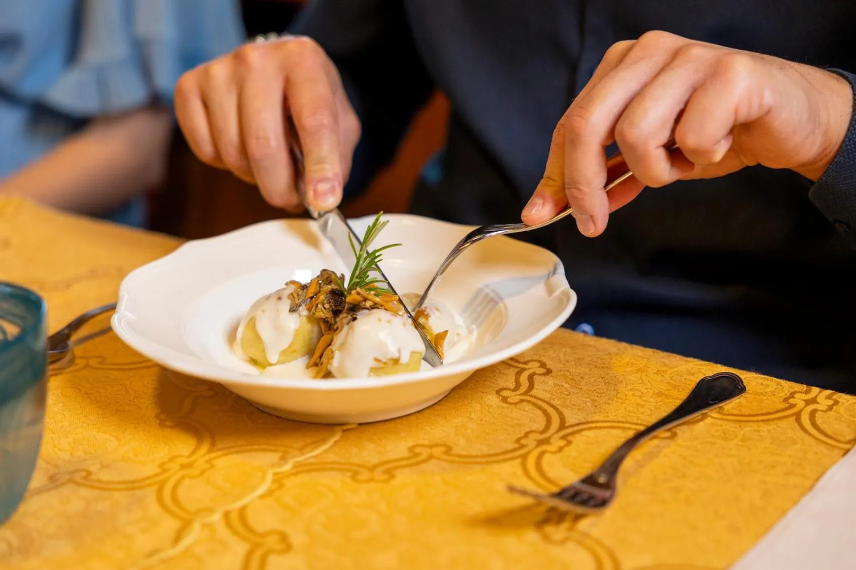 Restaurant/places to eat in Miravalle