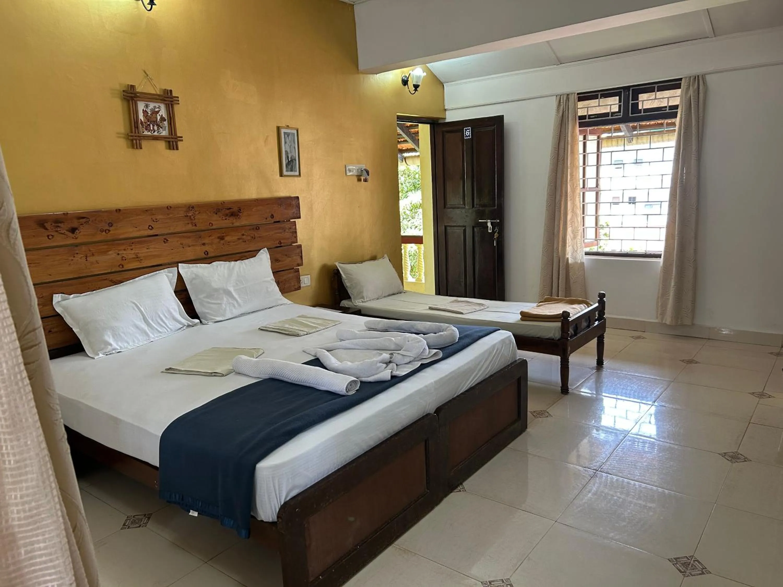 Bed in Fatima Guest House