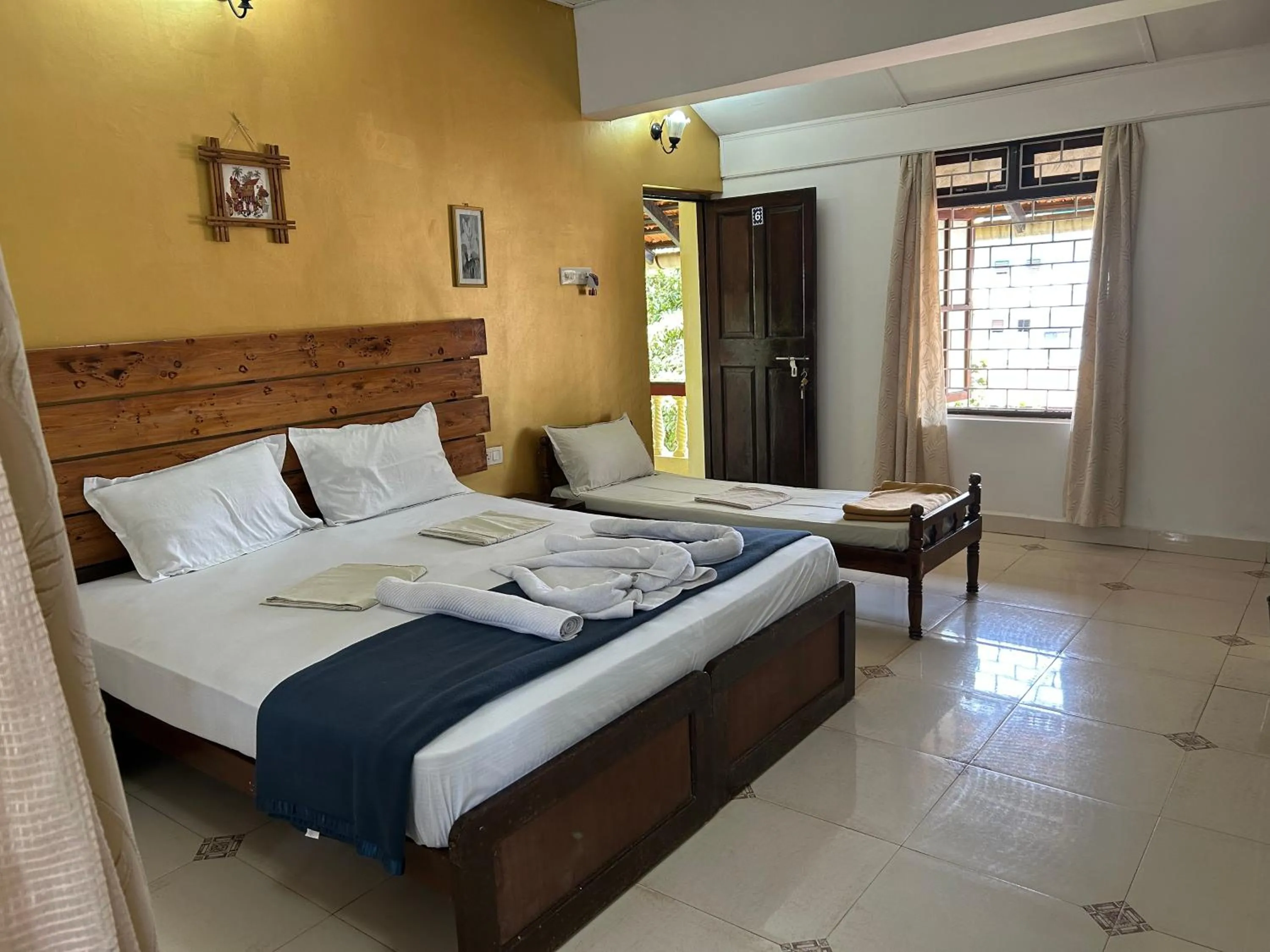Bed in Fatima Guest House