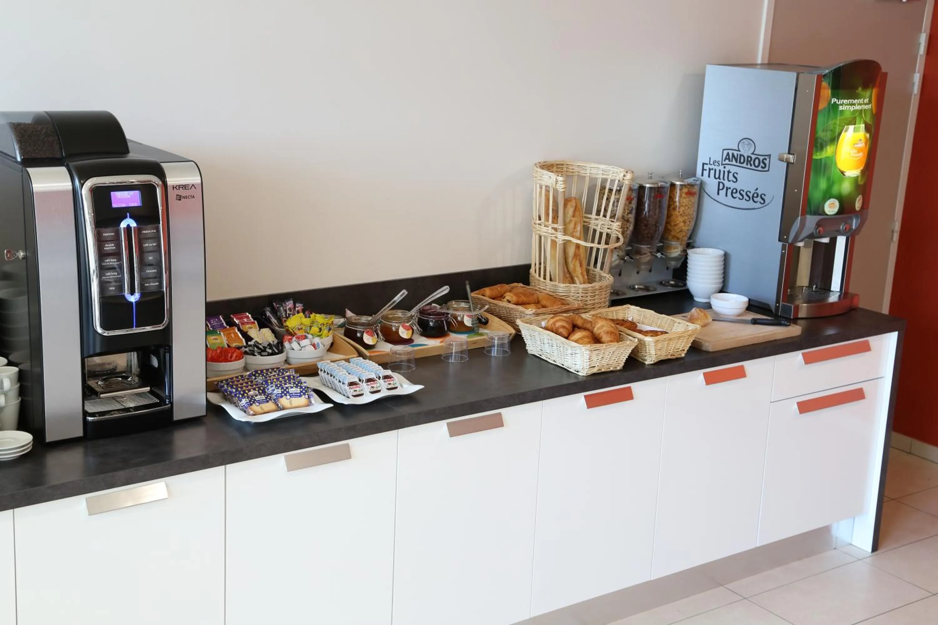 Breakfast in Westlodge Dardilly Lyon Nord