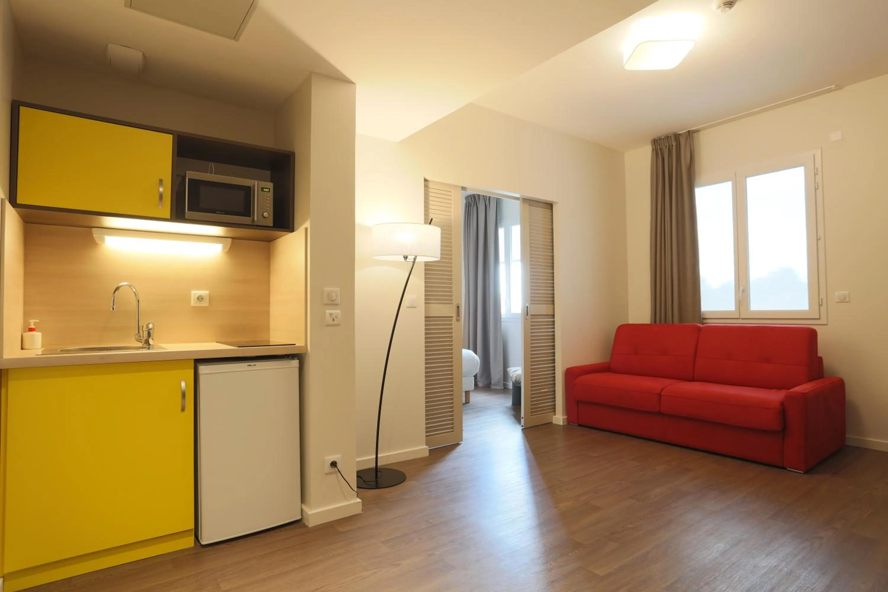 Photo of the whole room in Westlodge Dardilly Lyon Nord