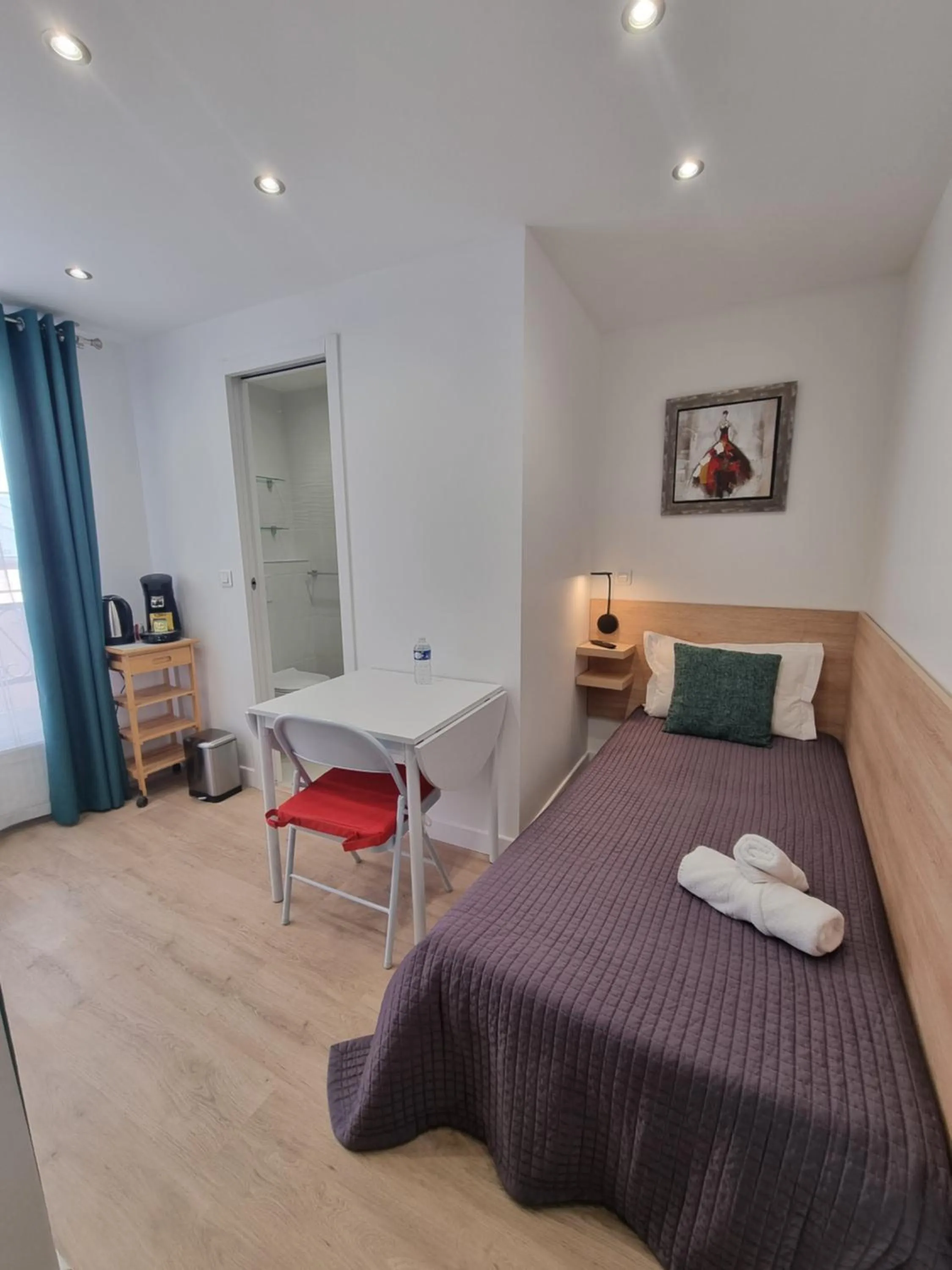 Bedroom, Bed in Hotel De L'Horloge