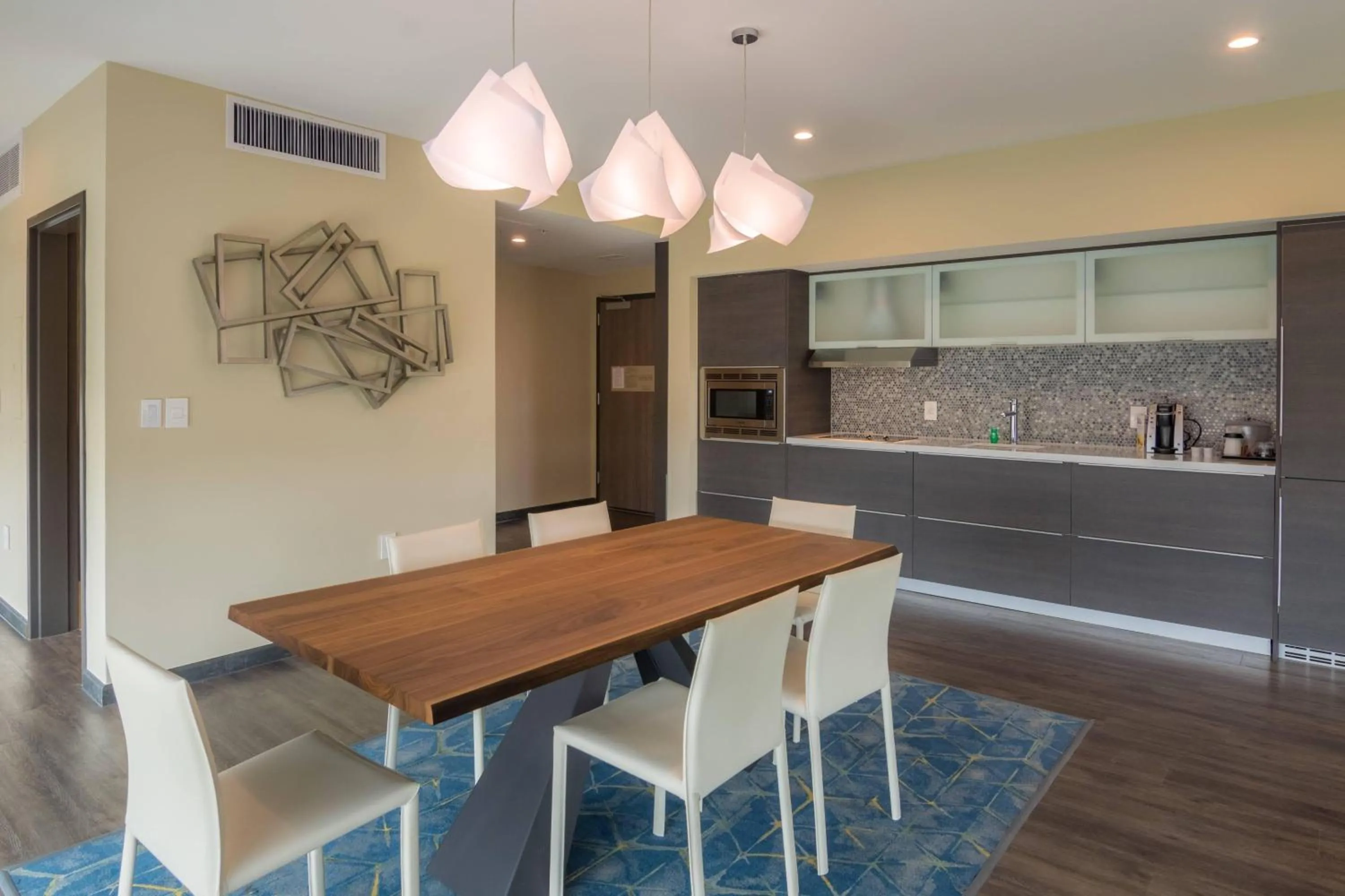 Photo of the whole room in SpringHill Suites by Marriott Fort Worth Fossil Creek