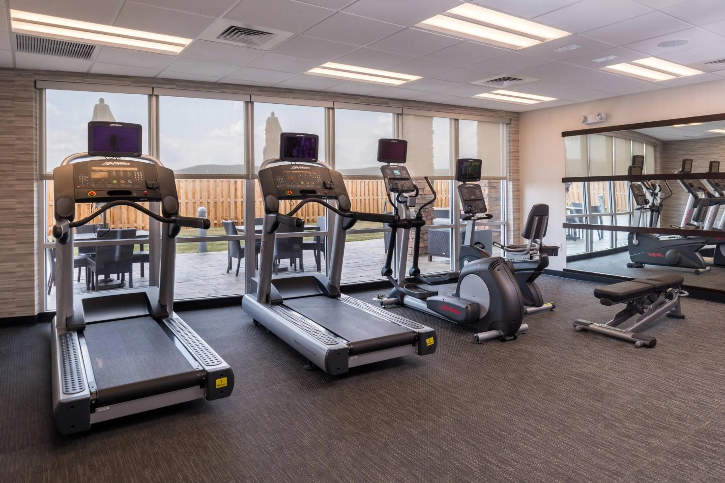 Fitness centre/facilities in Courtyard by Marriott Elmira Horseheads