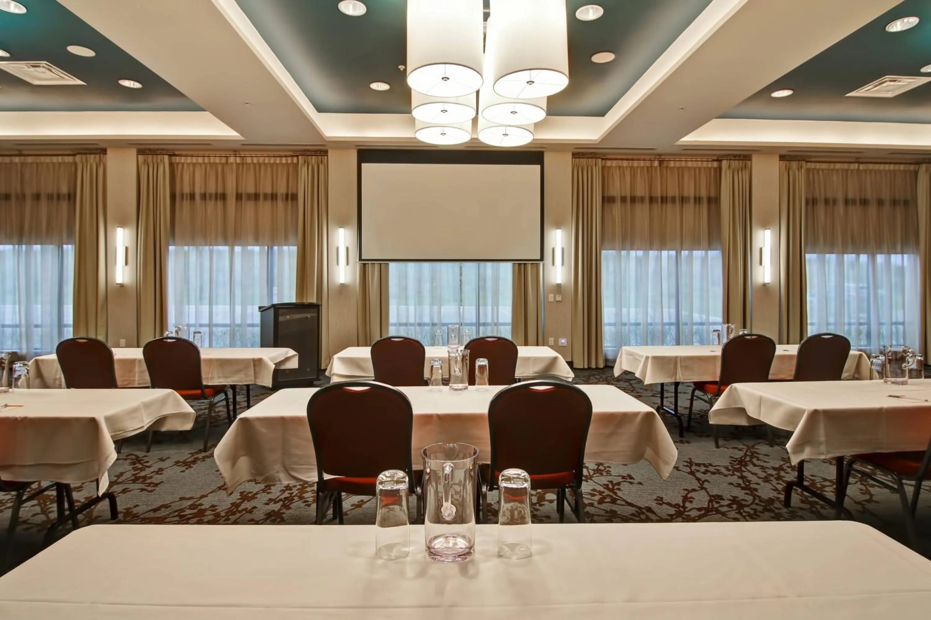 Meeting/conference room in TownePlace Suites by Marriott Kincardine