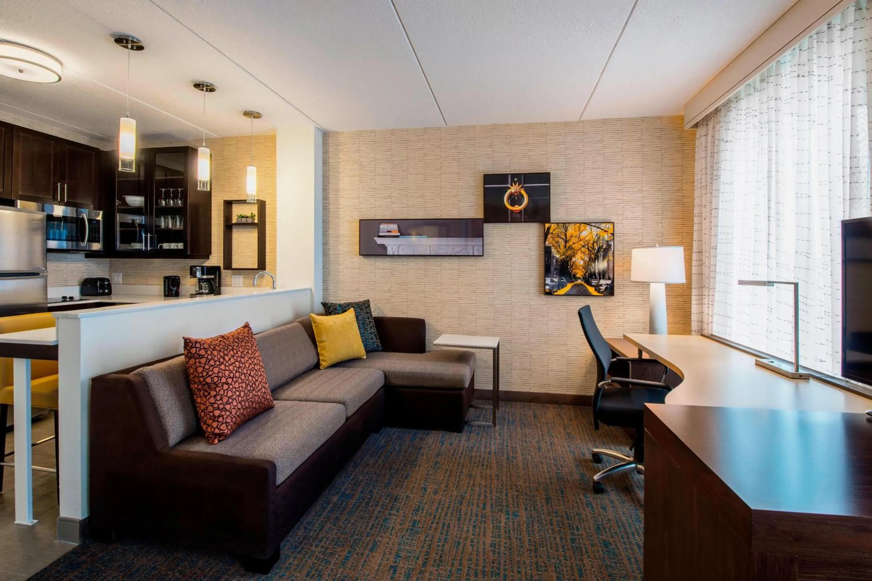 Living room in Residence Inn by Marriott Regina