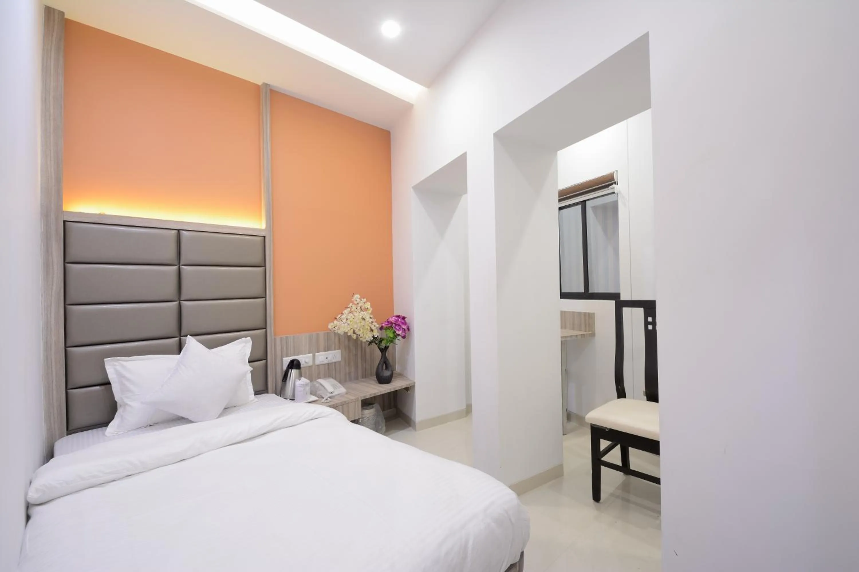 Bedroom, Bed in Hotel One Up